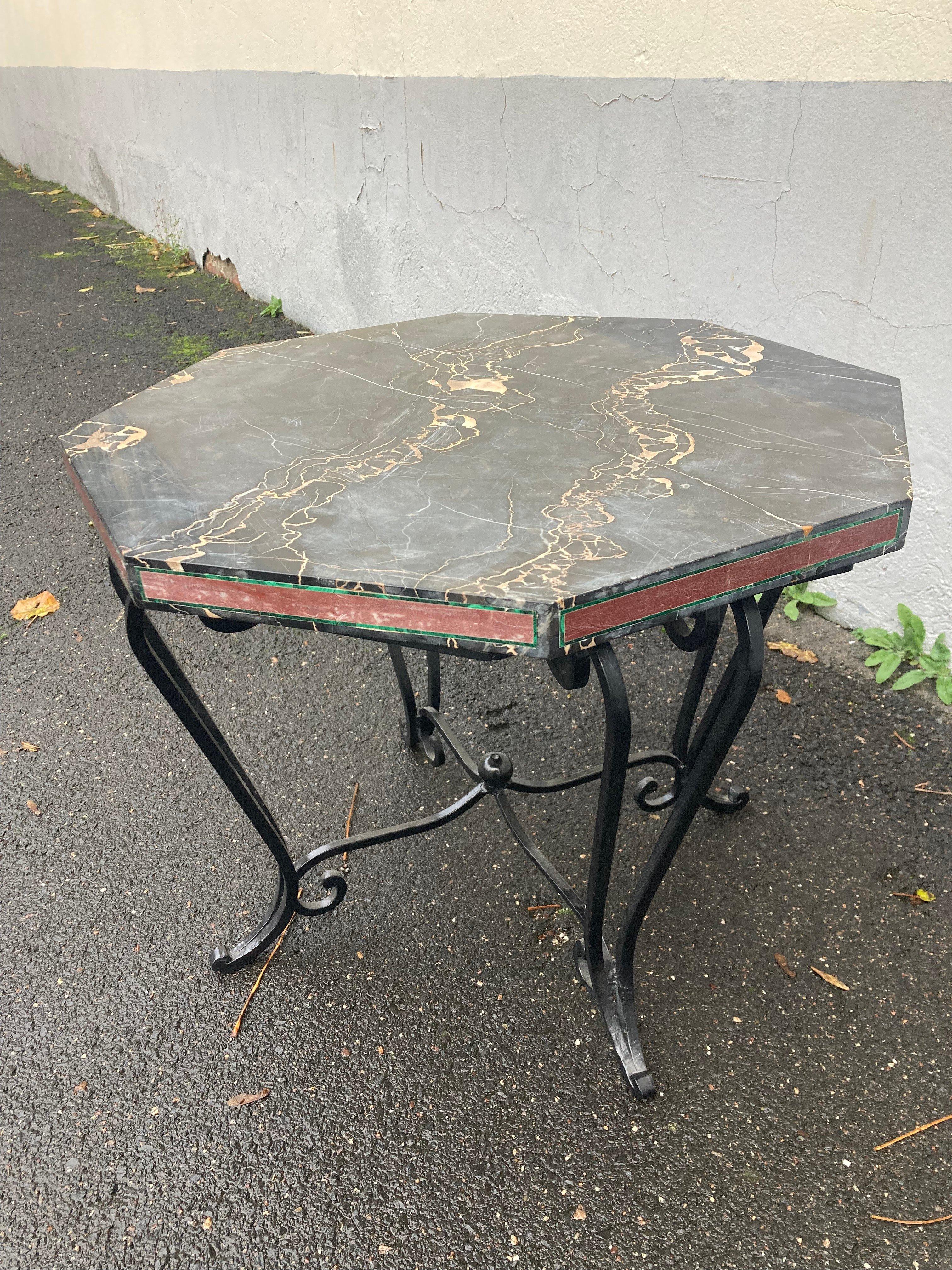 Early 20th Century French Art Déco Side Table with Iron Frame and Portoro Marble Top. 1920s. For Sale