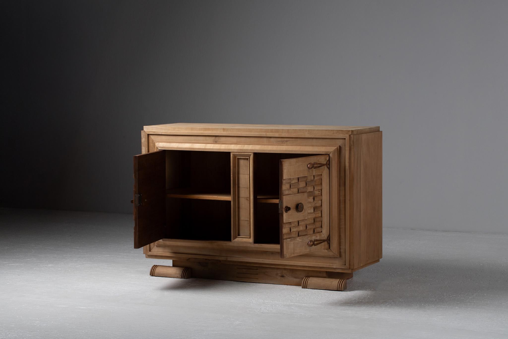 Mid-20th Century French Art Deco Sideboard, Carved Oak, France, 1940s For Sale