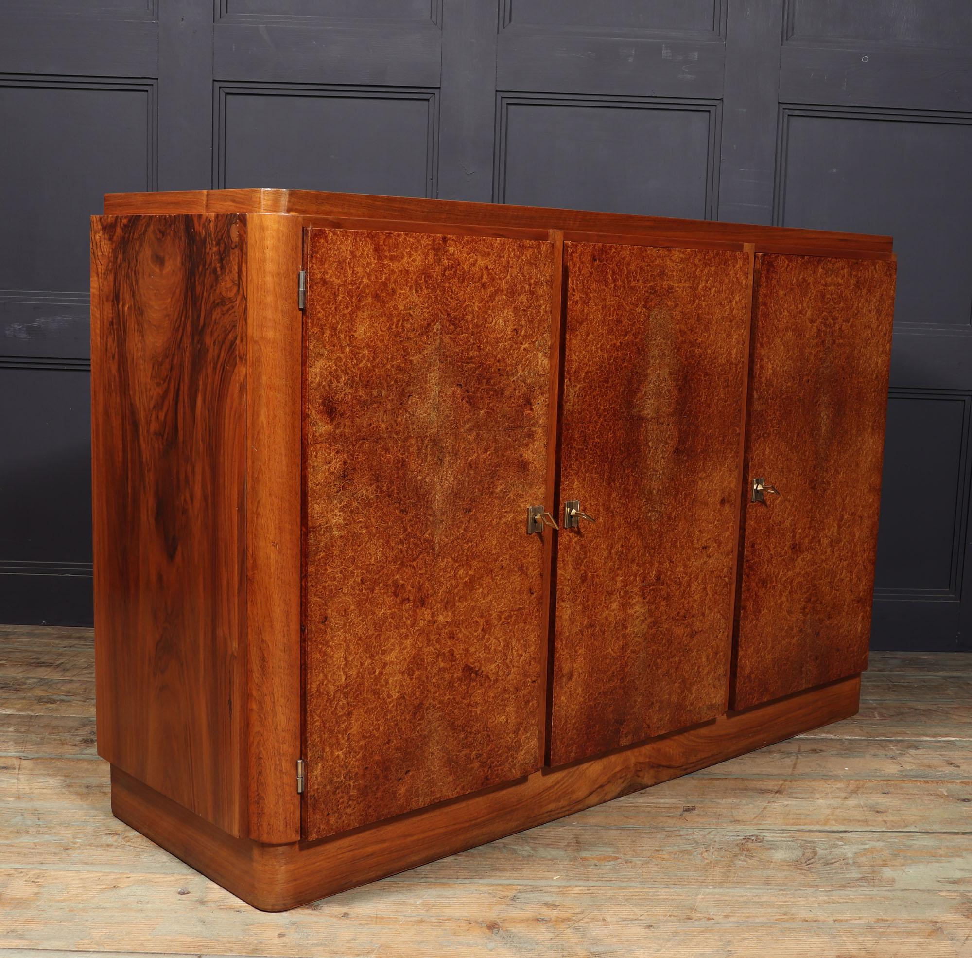 French Art Deco Sideboard in Amboyna and Walnut For Sale 8