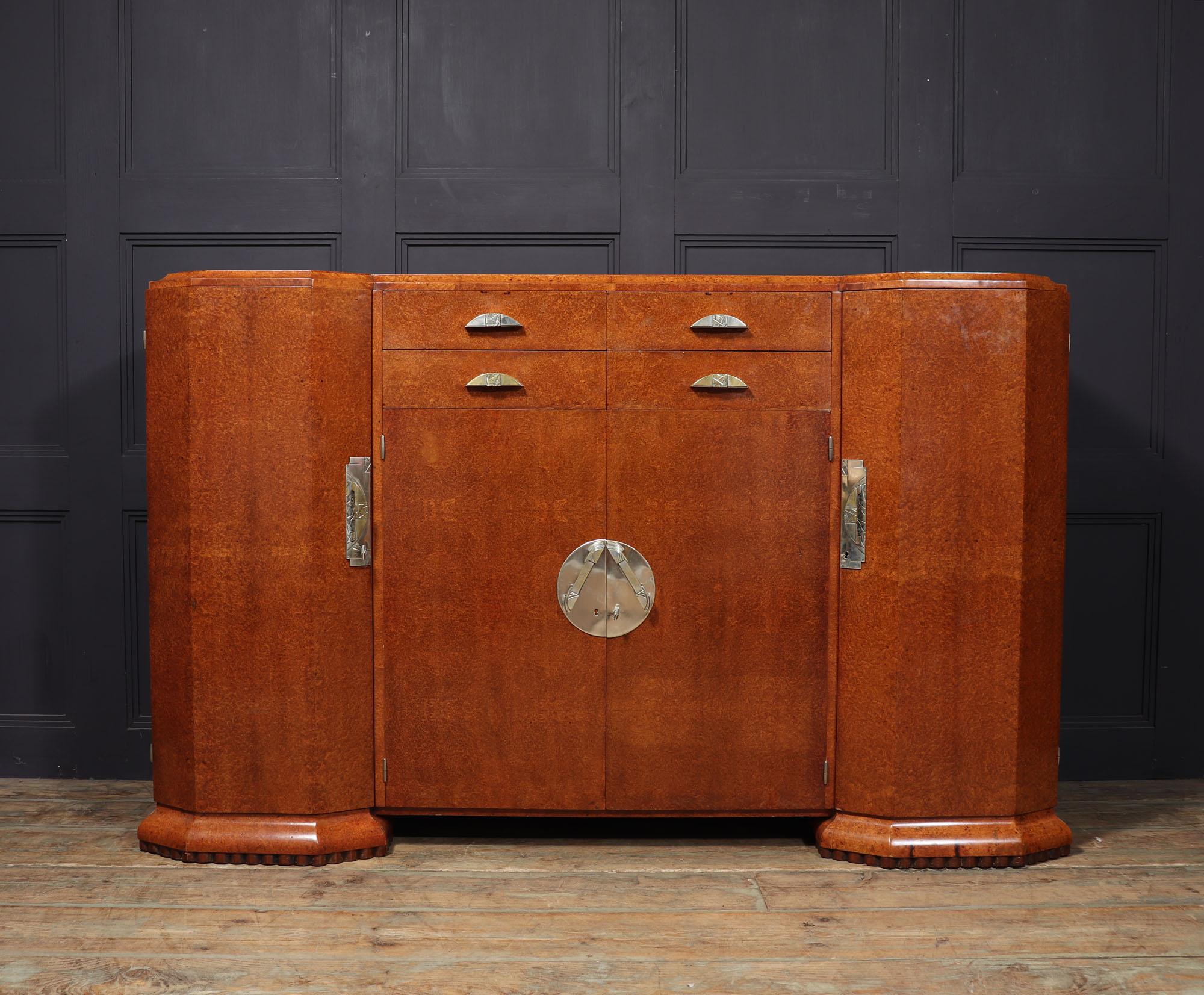 Early 20th Century French Art Deco Sideboard in Amboyna For Sale