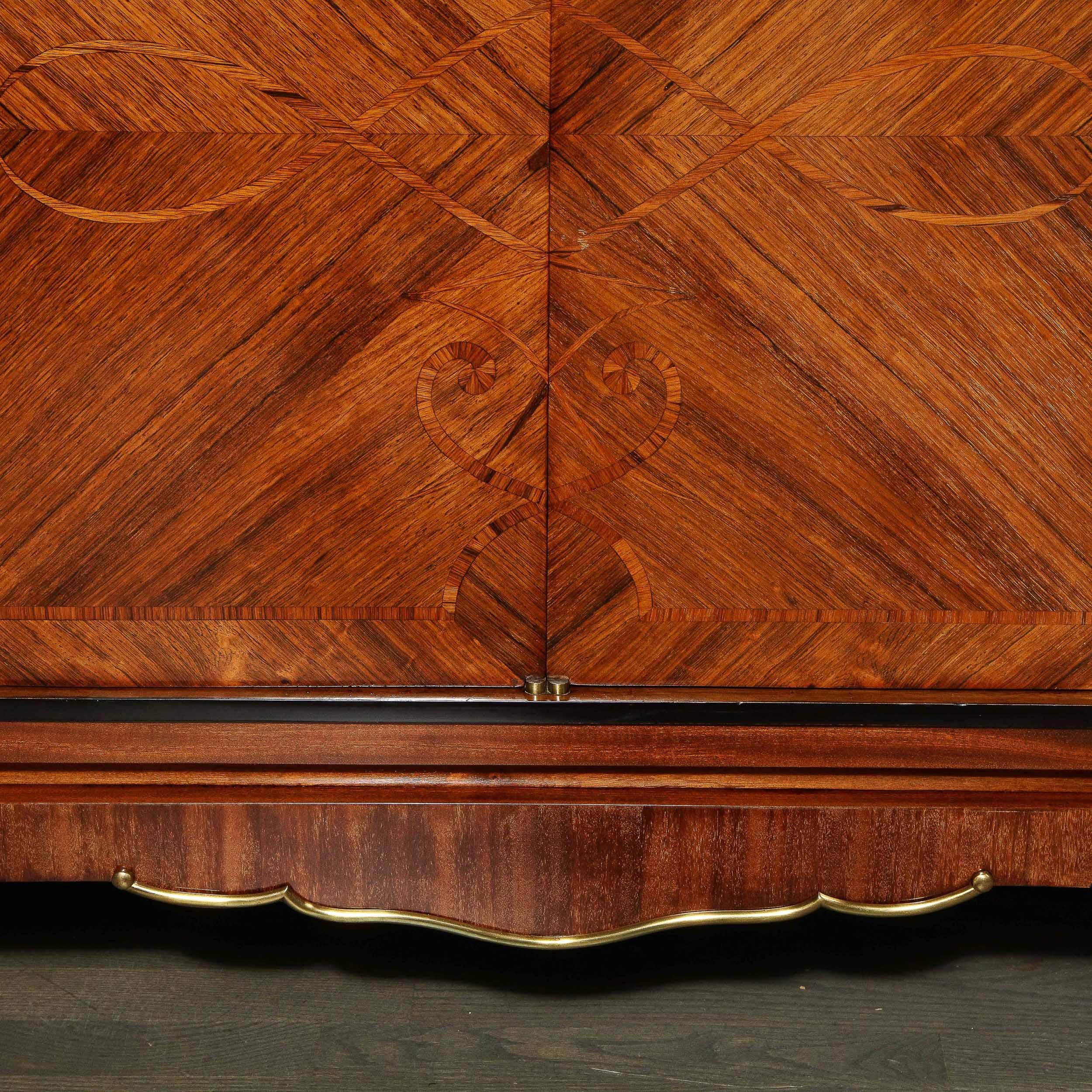 French Art Deco Sideboard in Bookmatched Walnut, Black Lacquer & Gilded Bronze 7