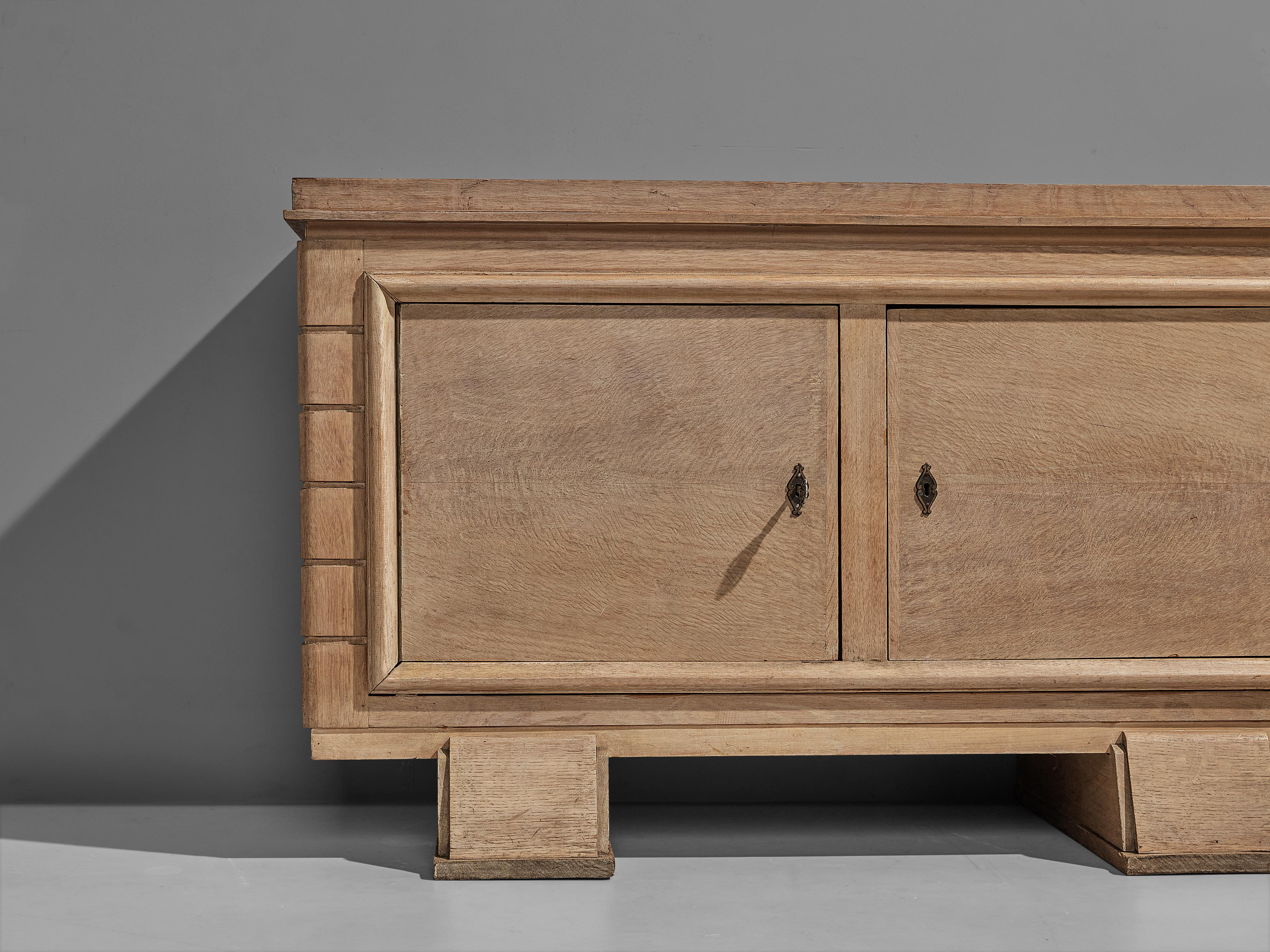 Mid-20th Century French Art Deco Sideboard in Cerused Oak