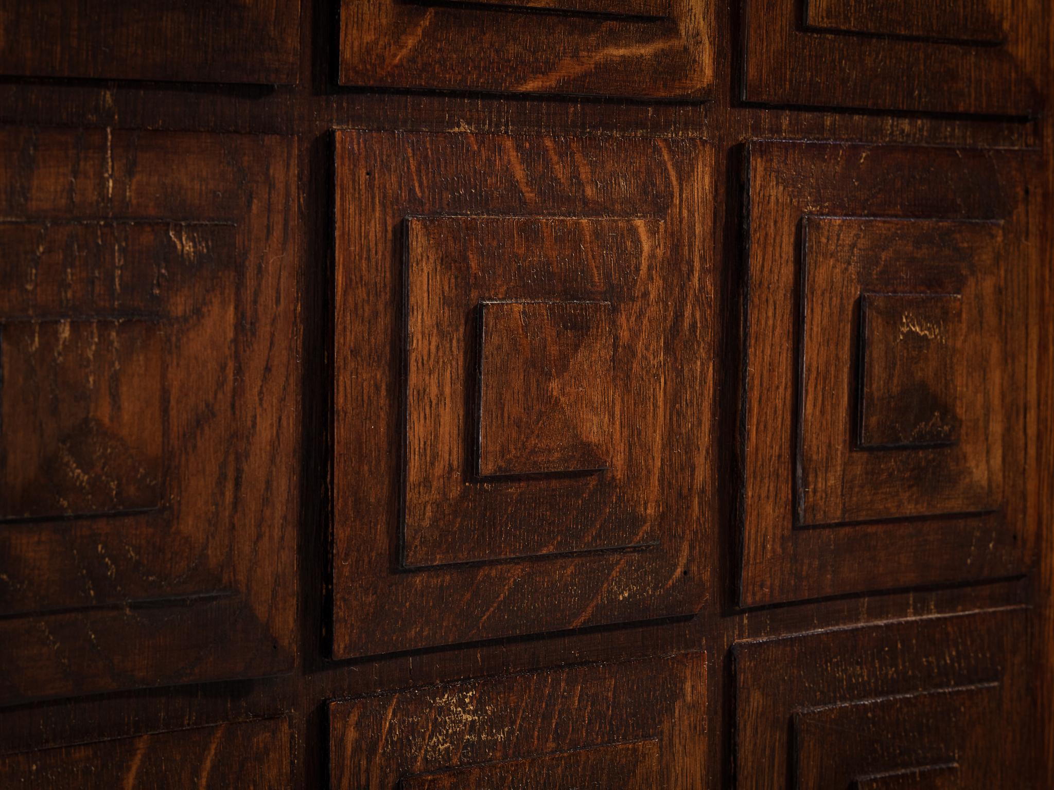 Art Déco Credenza Art Deco francese in Oak con fronte geometrico in vendita