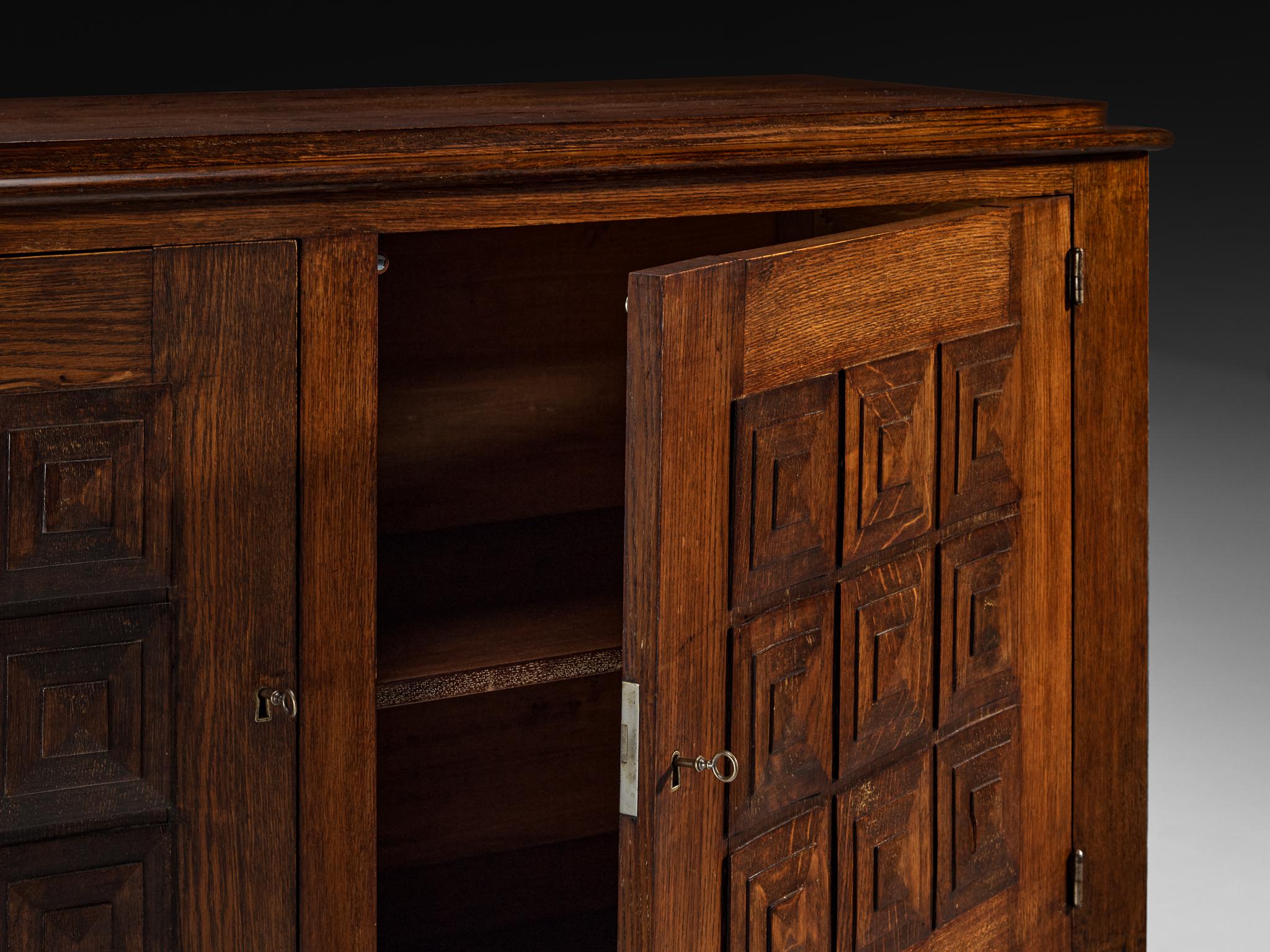 Credenza Art Deco francese in Oak con fronte geometrico in vendita 1