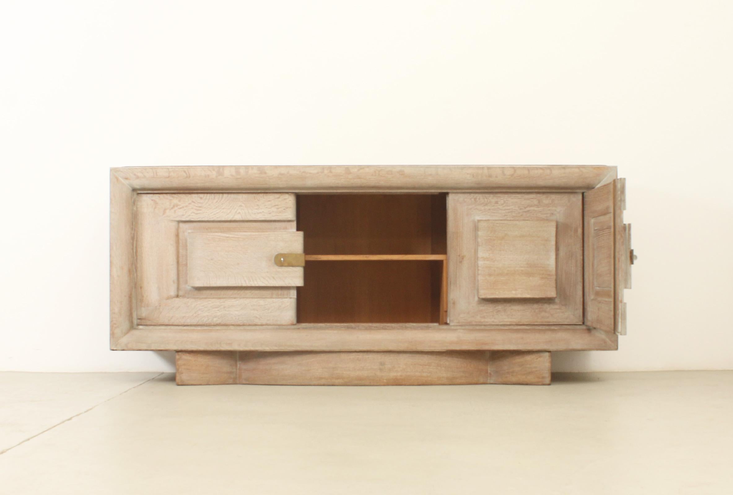 French Art Deco Sideboard in the Style of Charles Dudouyt, 1940's For Sale 8