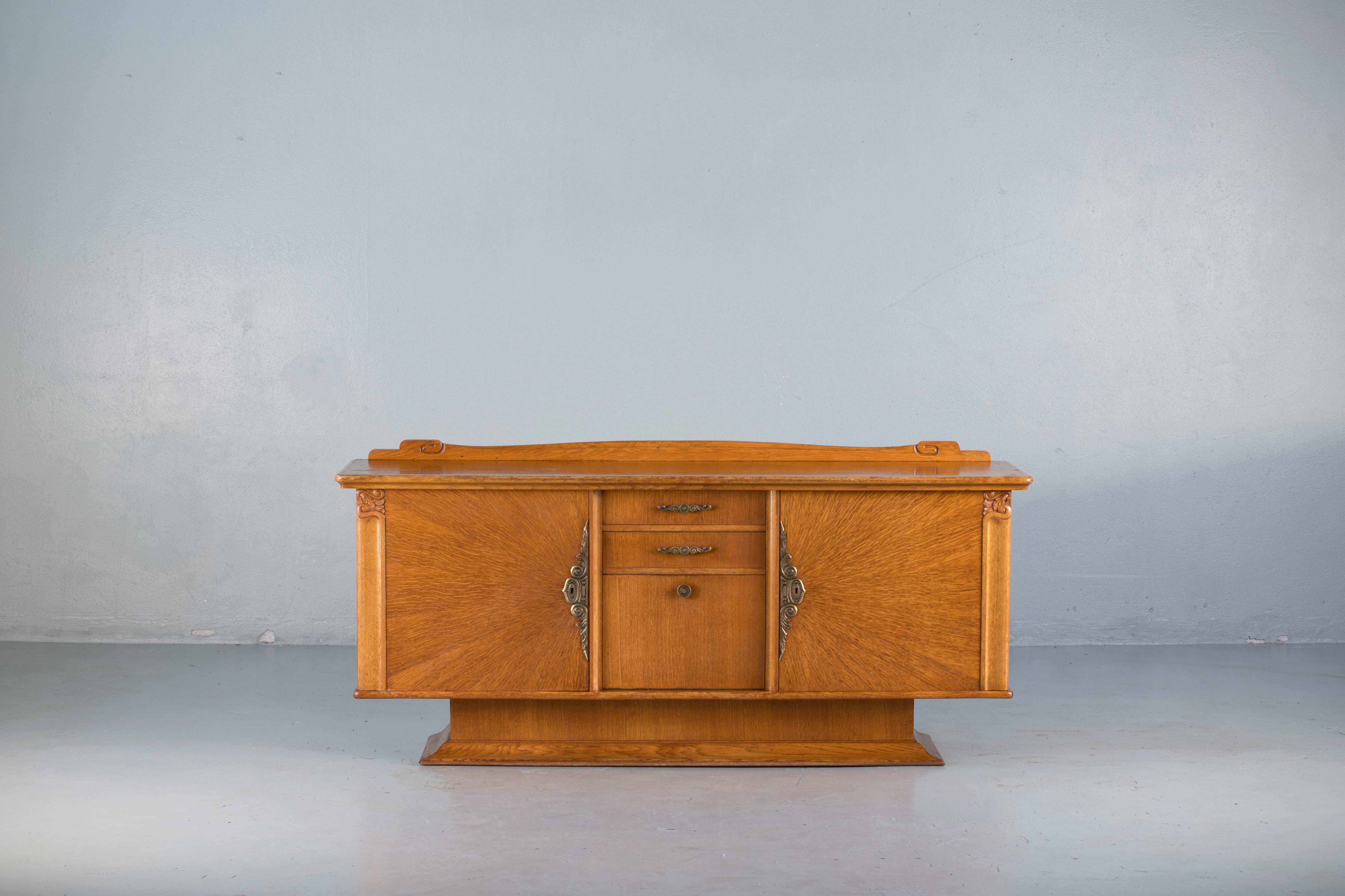 French Art Deco Sideboard with French Art Veneer, 1940s 8