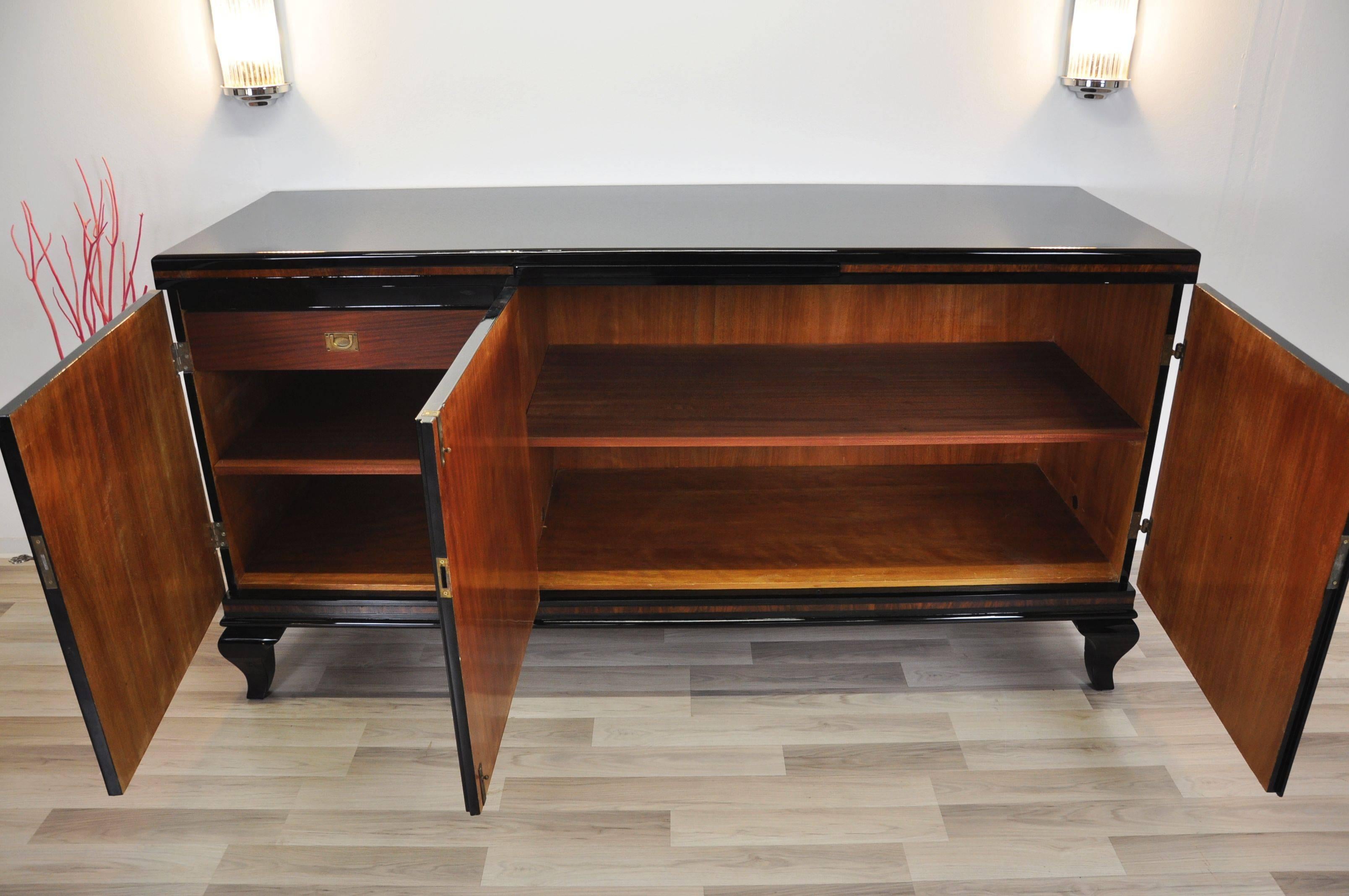 French Art Deco Sideboard with Walnut Details 3