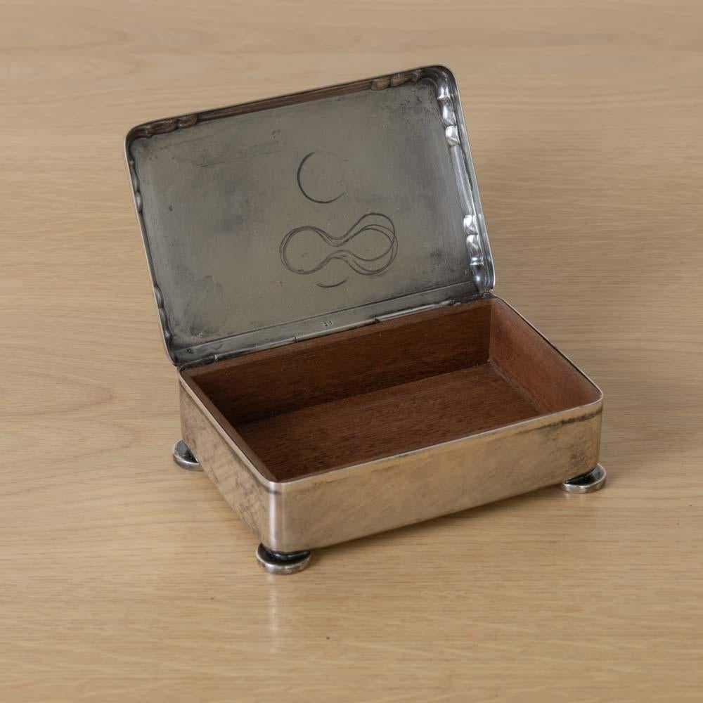 Francese Scatola di sigarette in argento Art Deco francese in vendita