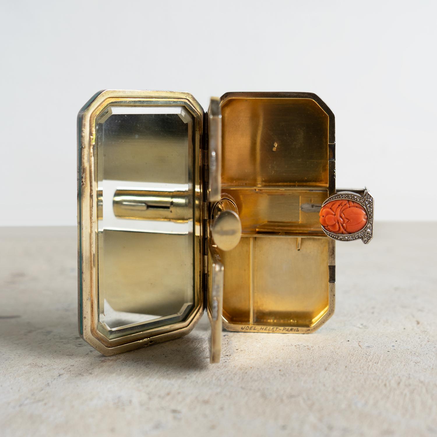 Boîte compacte en argent, émail, corail et diamants d'Augusta Peyroula, Art déco français Bon état - En vente à Bristol, GB