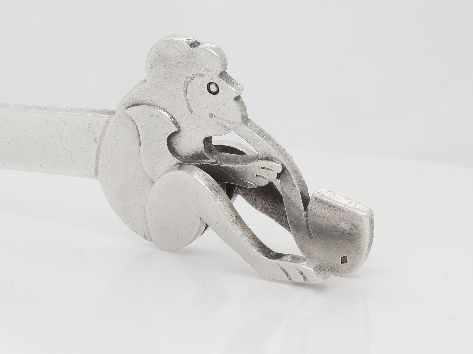 Scimmia da fumo figurata in argento Art Deco francese e poggiacoltelli per pipa di Louis Mathey in vendita 1