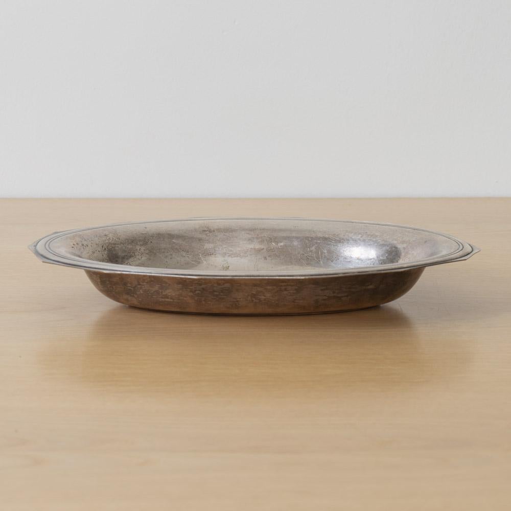 Ovales Tablett aus französischem Art Deco Silber (Französisch) im Angebot