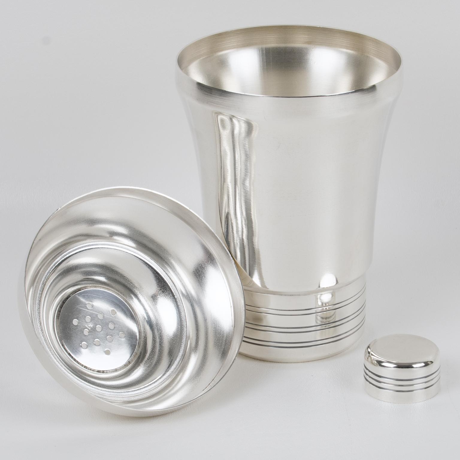 French Art Deco Silver Plate Cocktail Shaker by G. Renard, Paris In Good Condition In Atlanta, GA