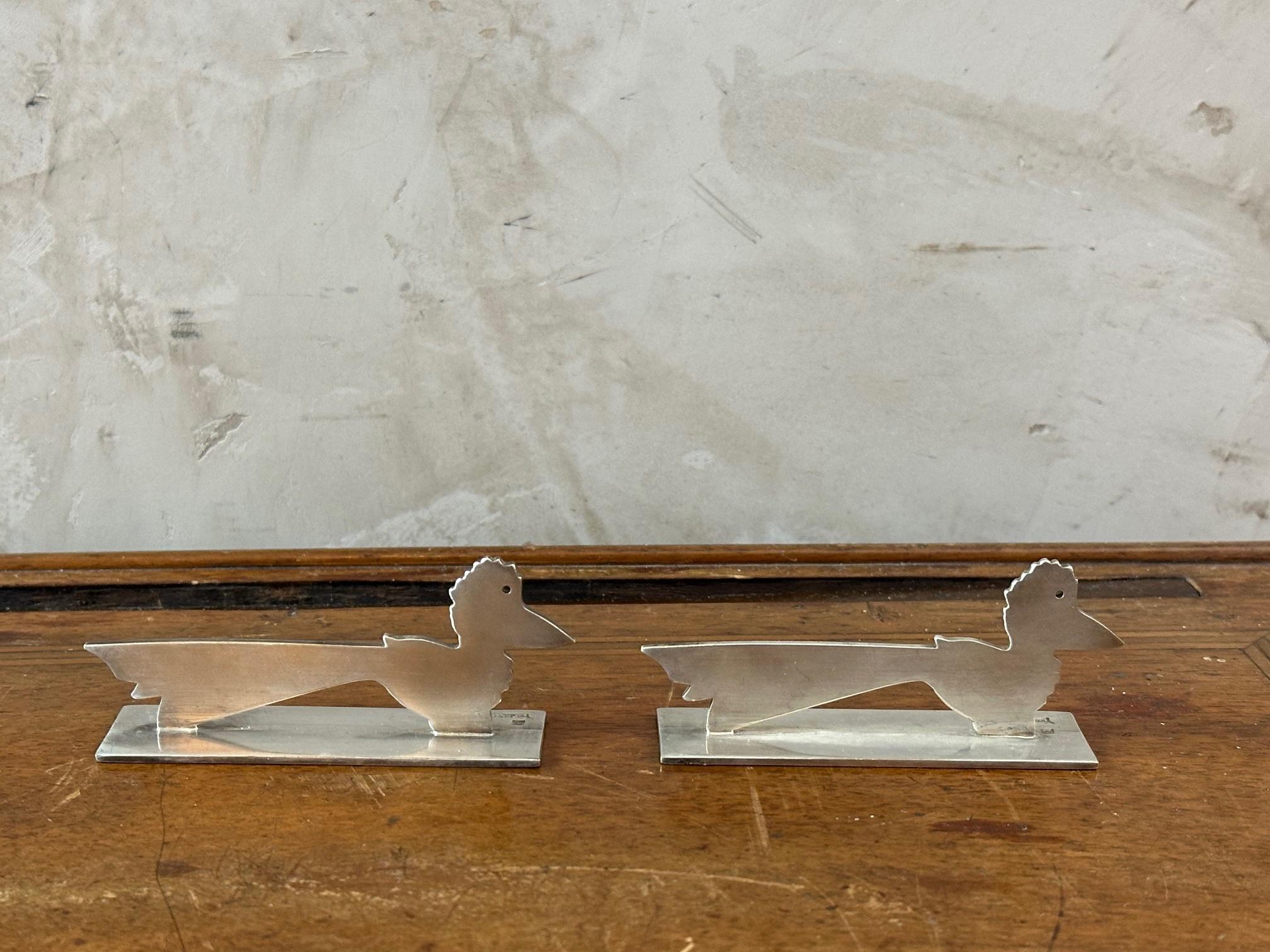 Milieu du XXe siècle Ensemble de 12 porte-couteaux Art déco français en argent par Yorel Paris, années 1930