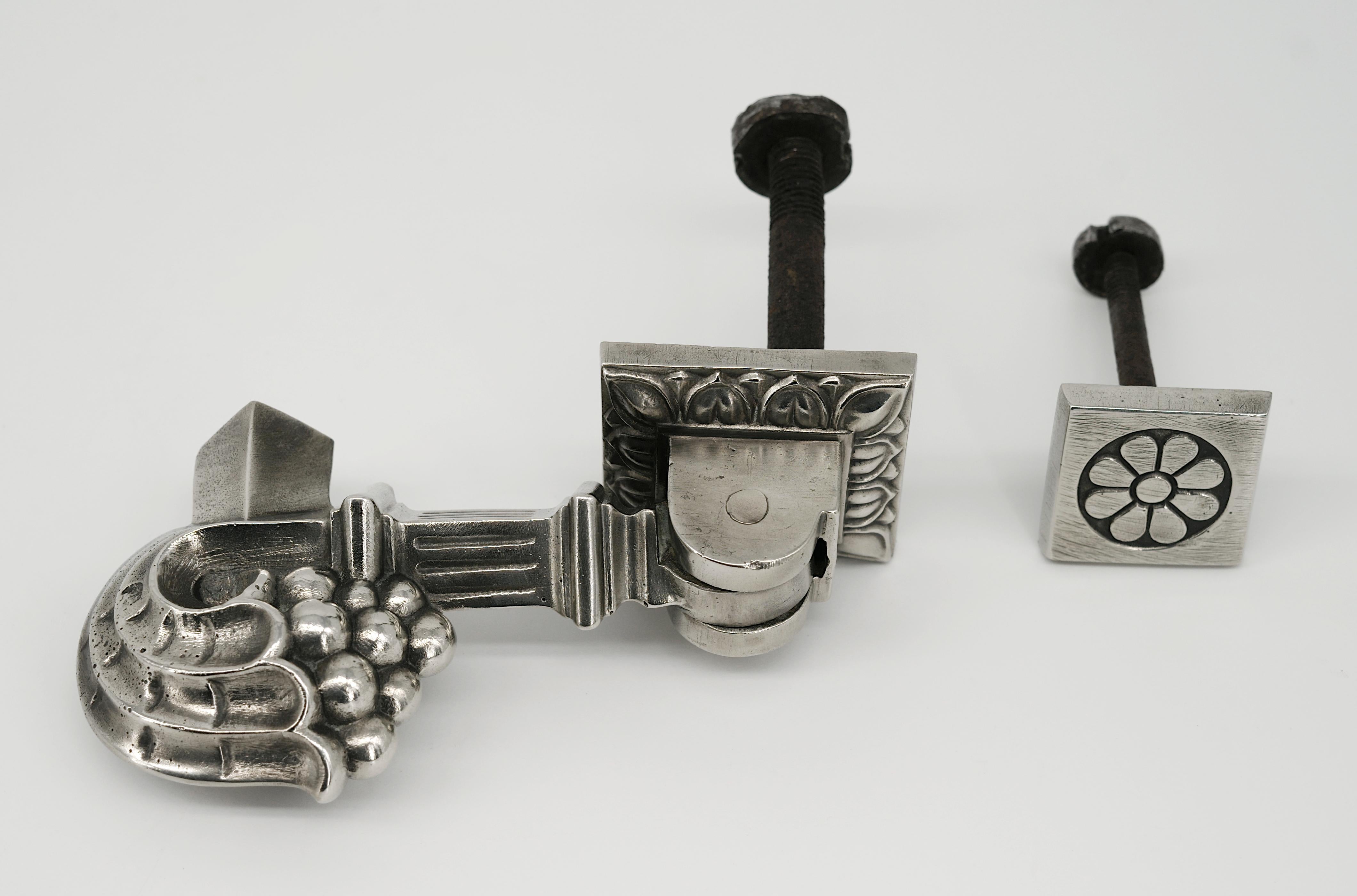 Battente francese Art Deco in bronzo placcato argento, 1920 in vendita 5