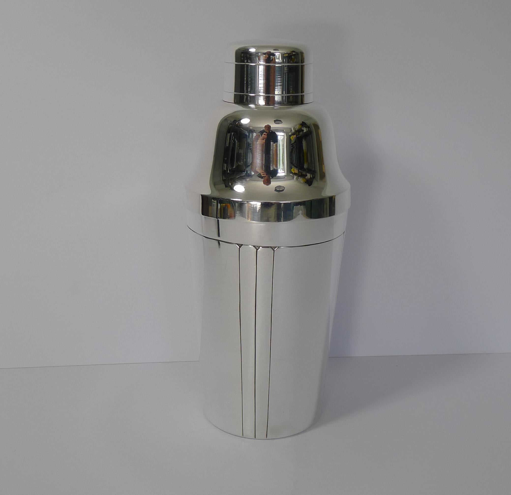 French Art Deco Silver Plated Cocktail Shaker circa 1930 by Orbrille Paris 1