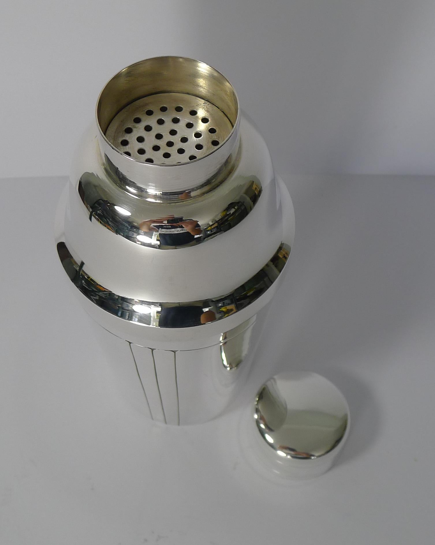 French Art Deco Silver Plated Cocktail Shaker circa 1930 by Orbrille Paris 2