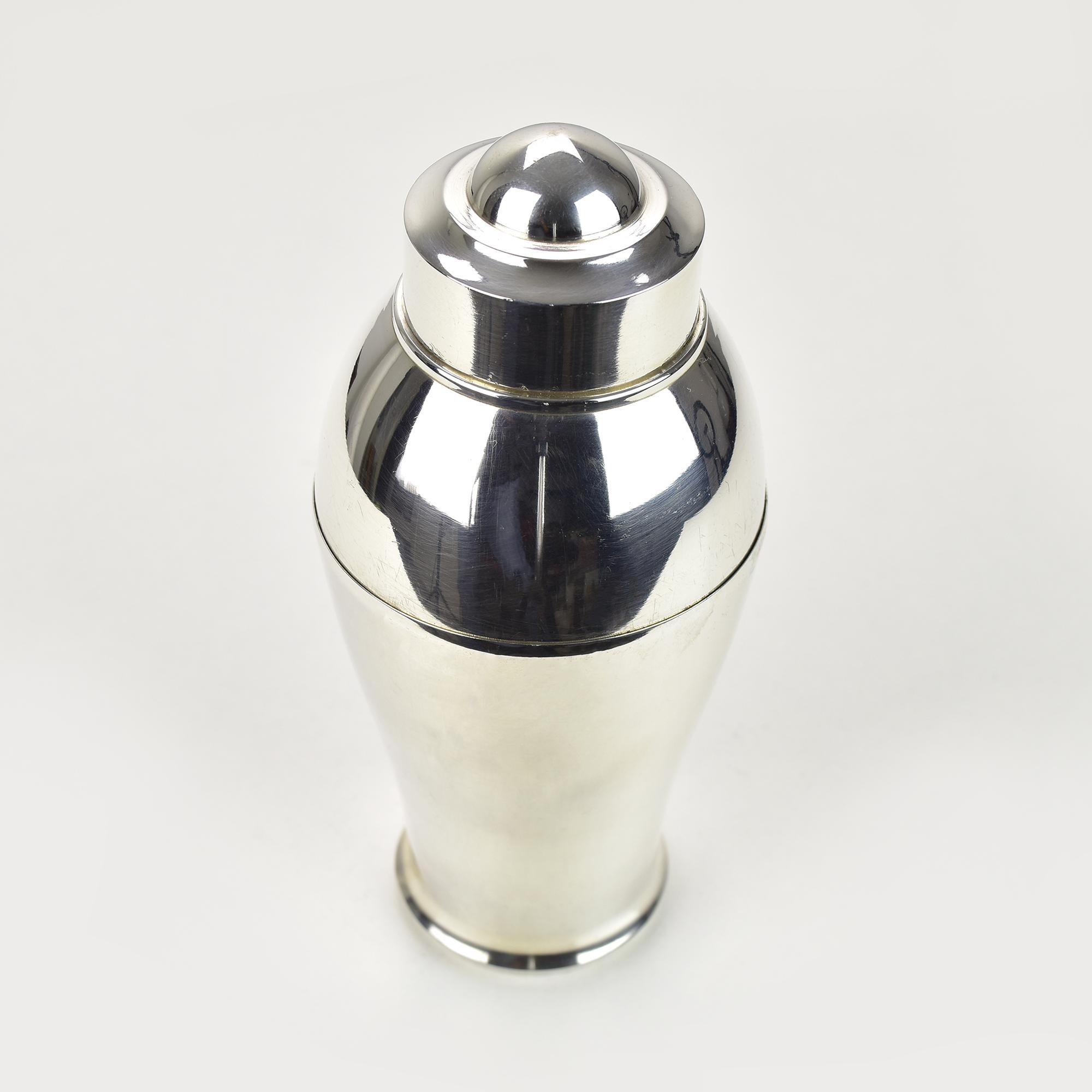 French Art Deco Silver Plated Cocktail Shaker c.1930 by St Medard Paris For Sale 4