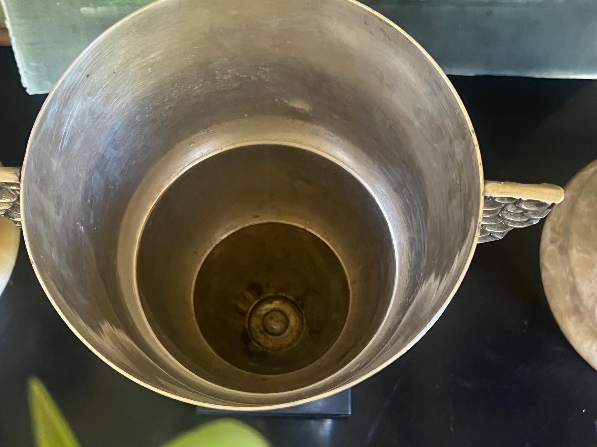 Vaso per trofei in marmo e placcato d'argento Art Deco francese, 1930 ca. in vendita 6