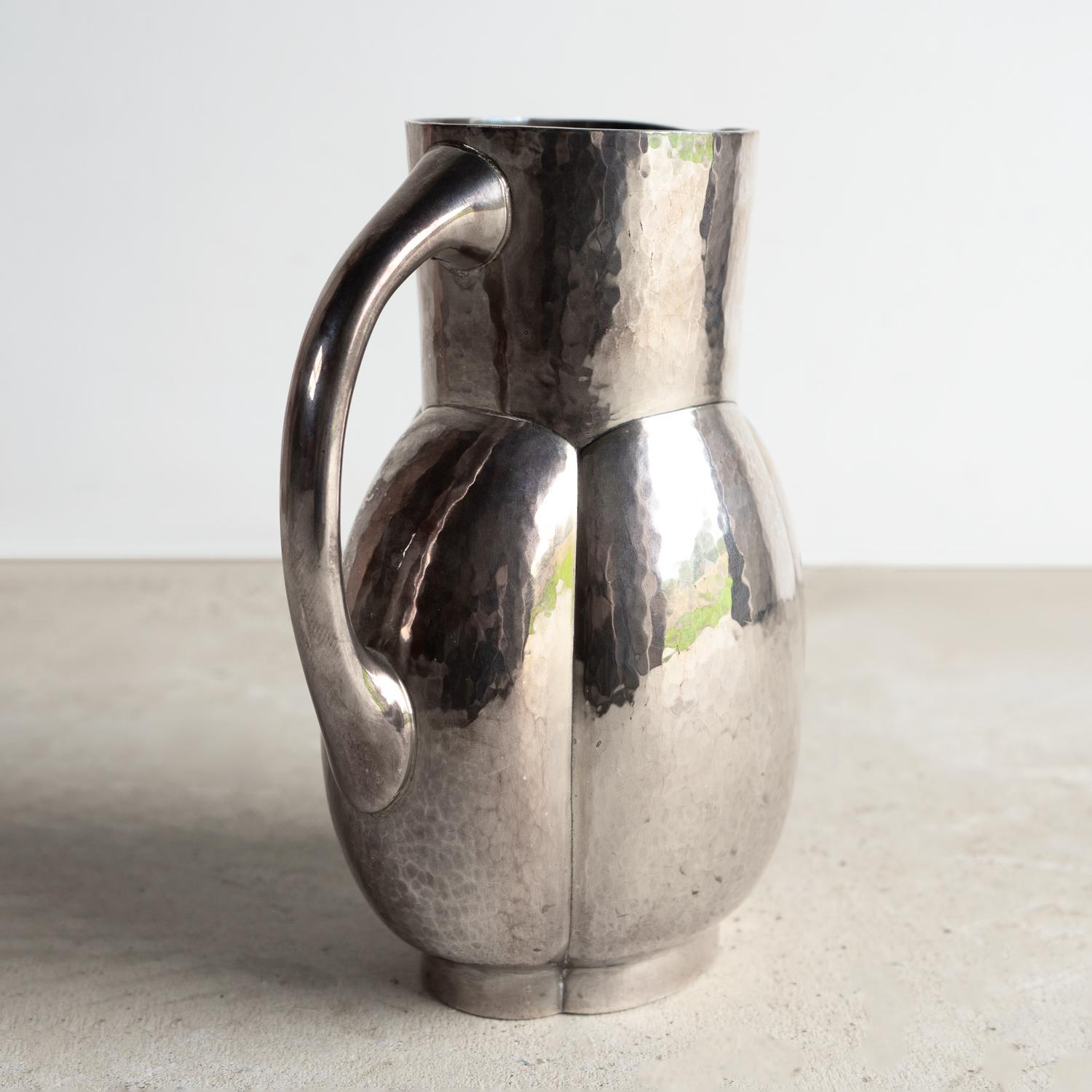 Französischer versilberter Art-Déco-Krug 'Melone' von Fjerdingstad für Christofle, 1930er Jahre im Angebot 1