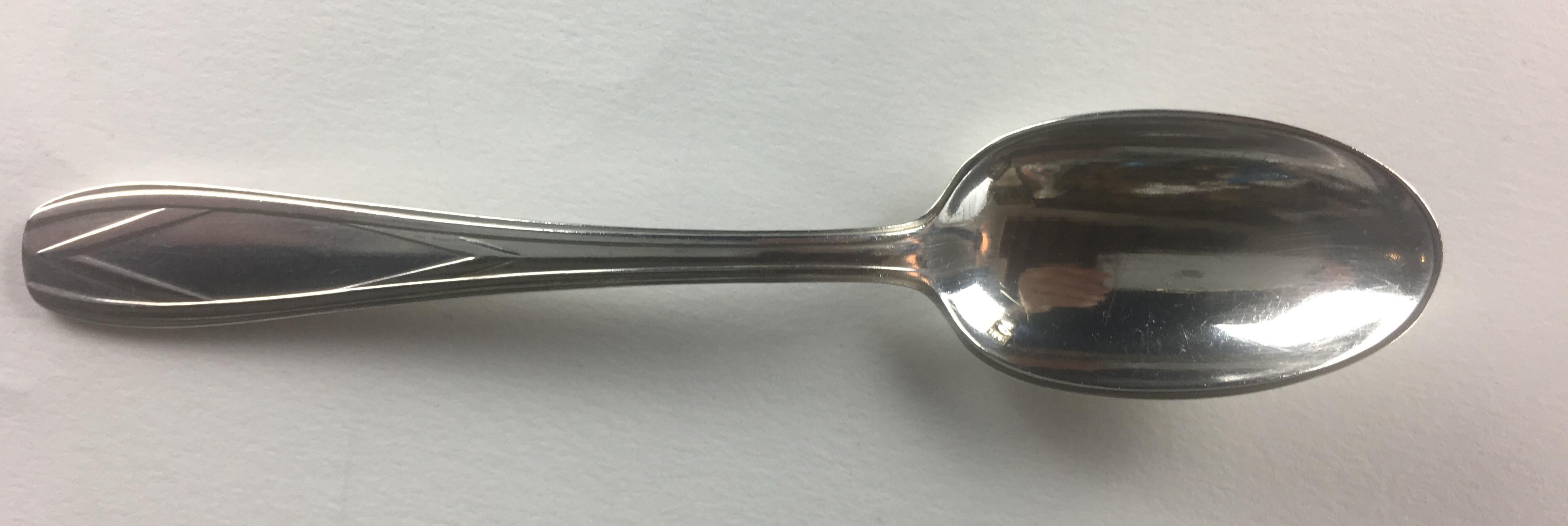 French Art Deco Silver Plated Tea Spoon Set of 12 with Original Box In Good Condition For Sale In Miami, FL