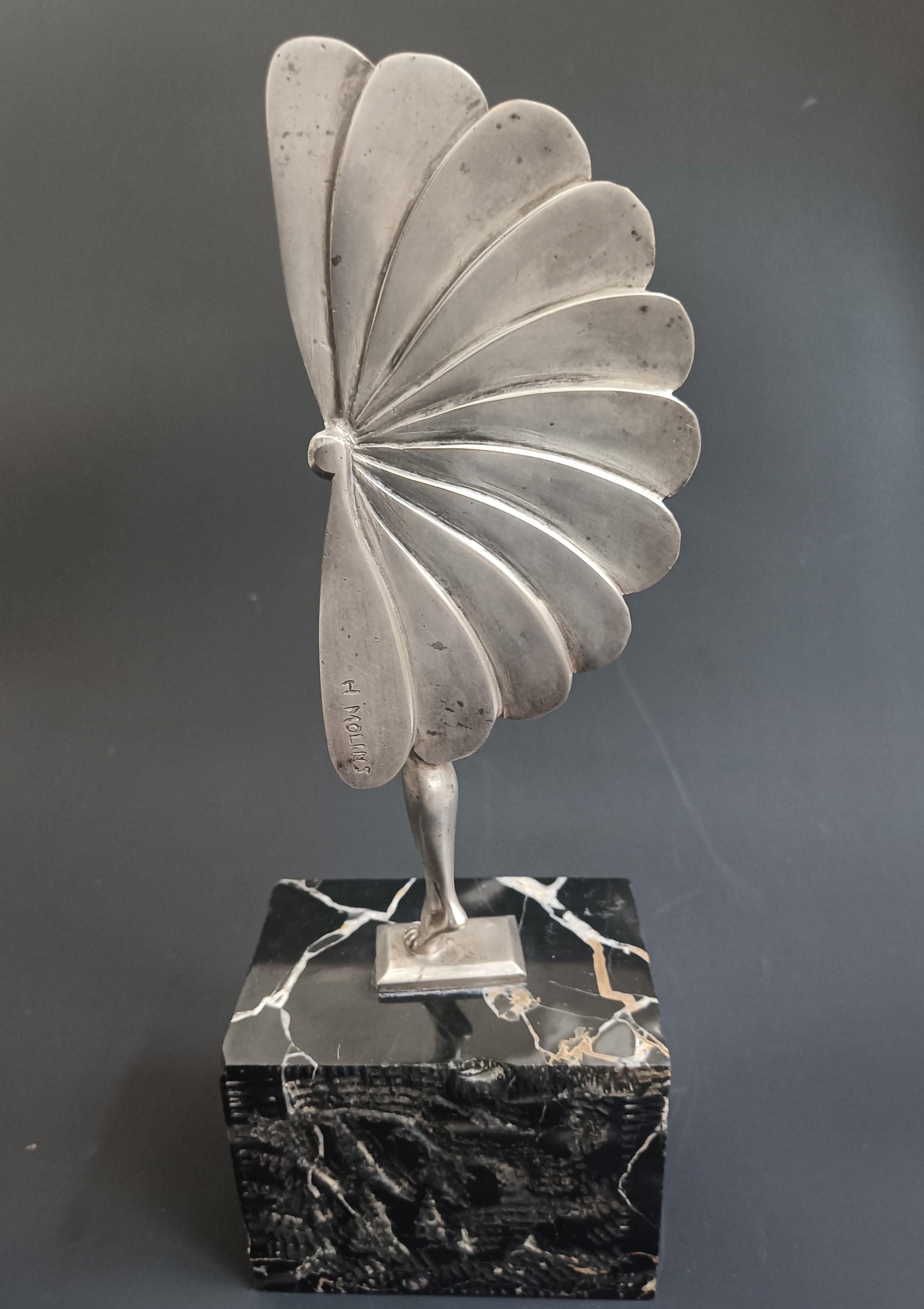 Francese Figura in bronzo argentato Art Deco francese di H. A. C. 1930 Arts & Crafts Décor in vendita