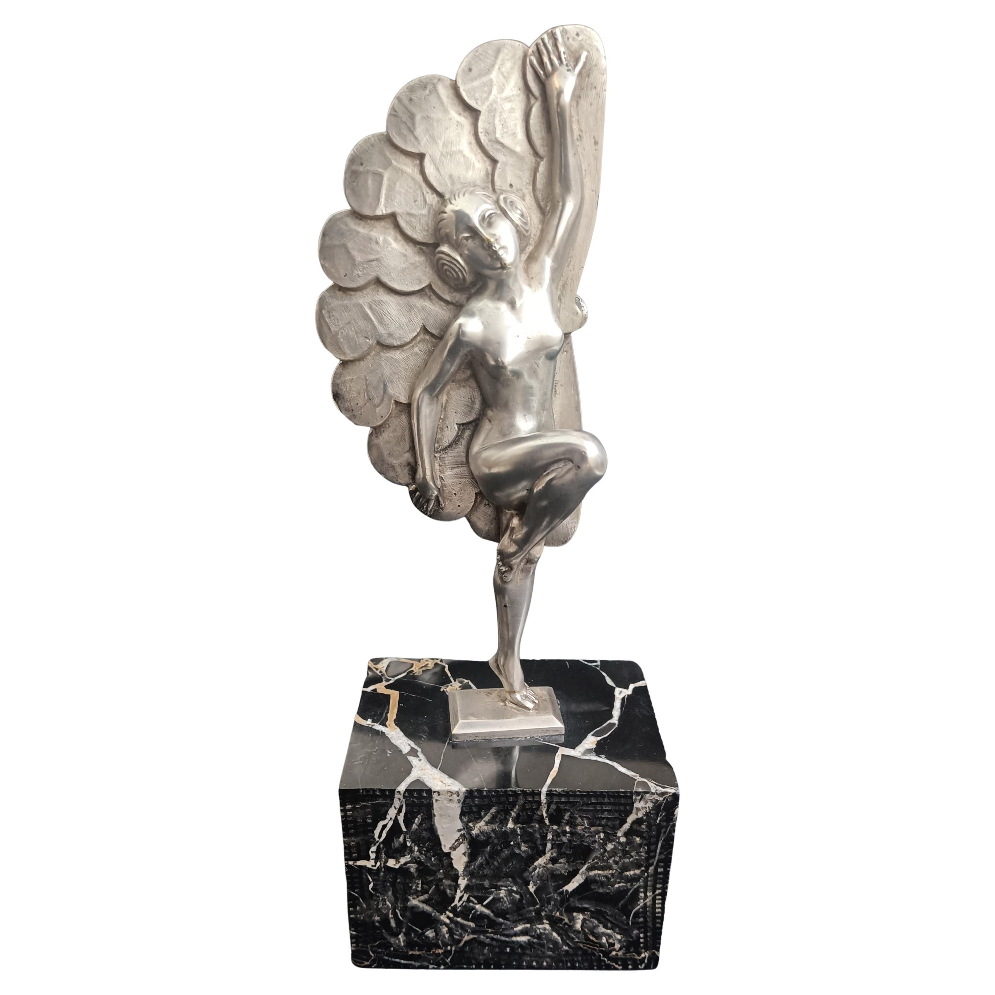 Französische Art-Déco-Figur aus versilberter Bronze von H. Molins, um 1930 Kunstgewerbe-Dekor