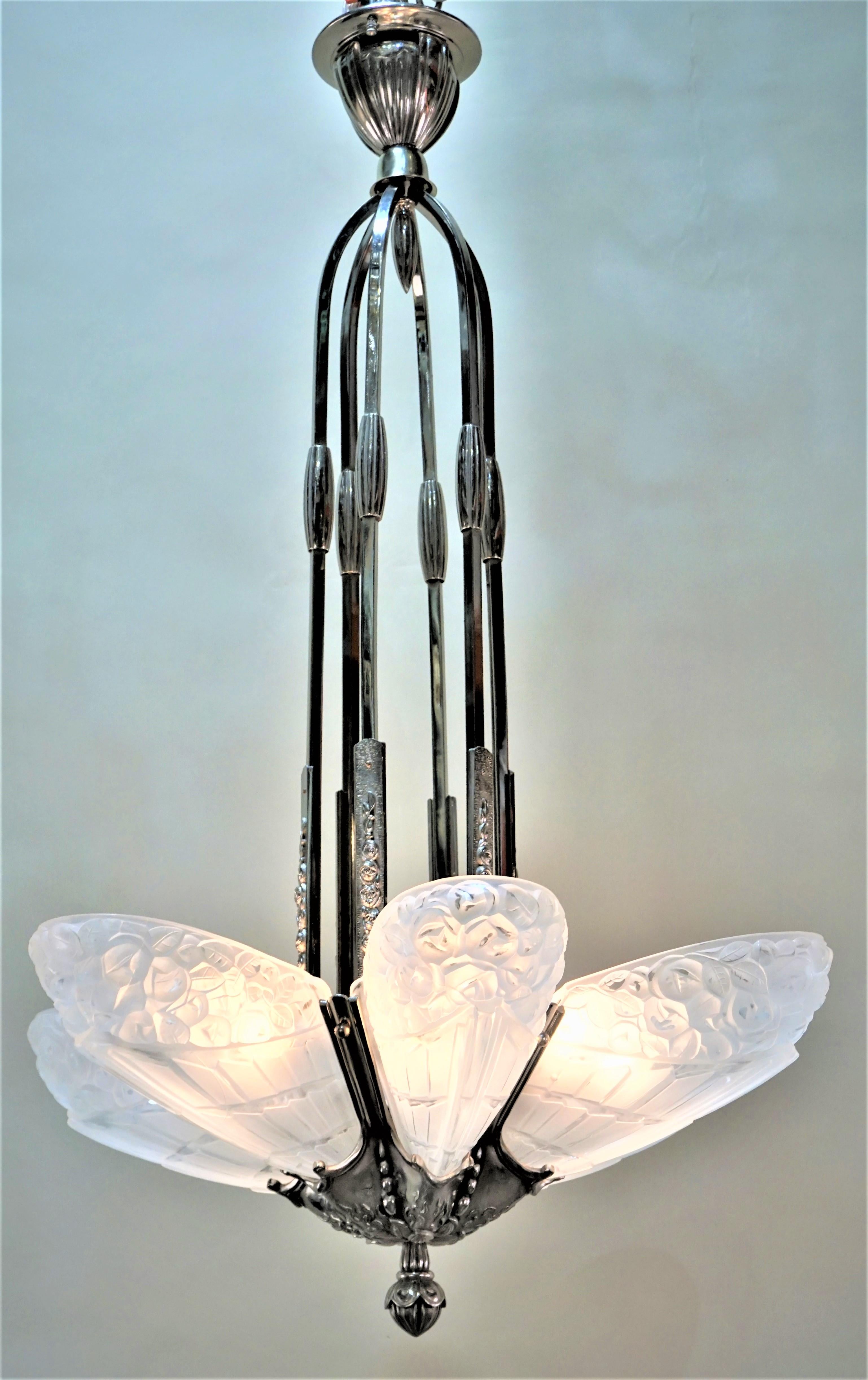 Early 20th Century French Art Deco Six-Glass Panel Chandelier by J Robert