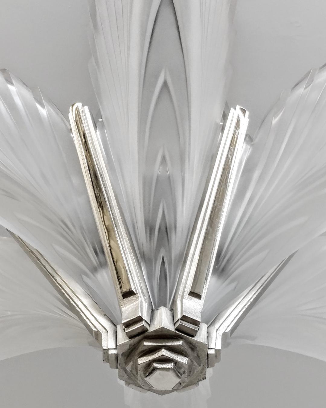 French Art Deco Feather Chandelier For Sale 3
