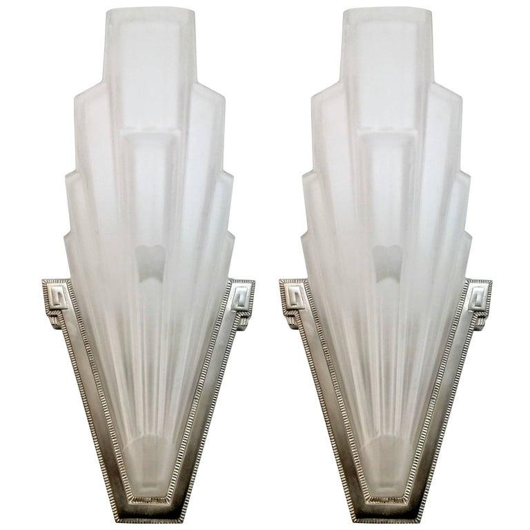 French Art Deco Skyscraper Chandelier by Sabino For Sale 4