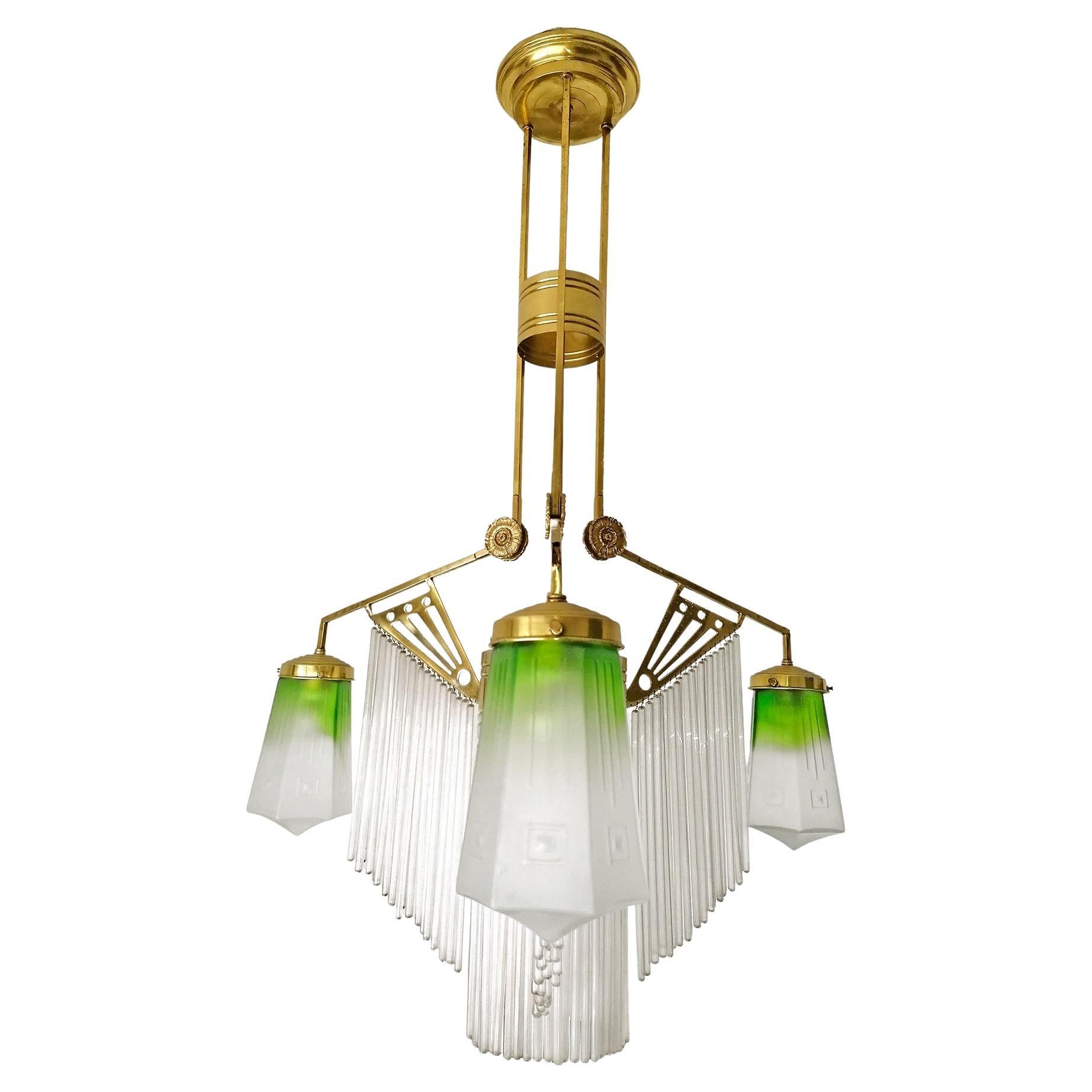 French Art Deco Skyscraper Chandelier in Green Glass, Straws & Gilt Brass C1920 For Sale