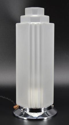 French Art Deco Skyscraper Table Lamp in Frosted Glass and Chrome, France 1920