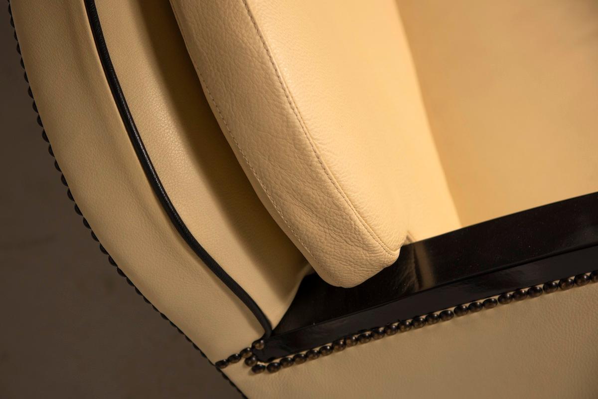French Art Deco sofa en vente 5