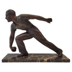 Used French Art deco Spelter and marbre sculpture  of a pétanque player.
