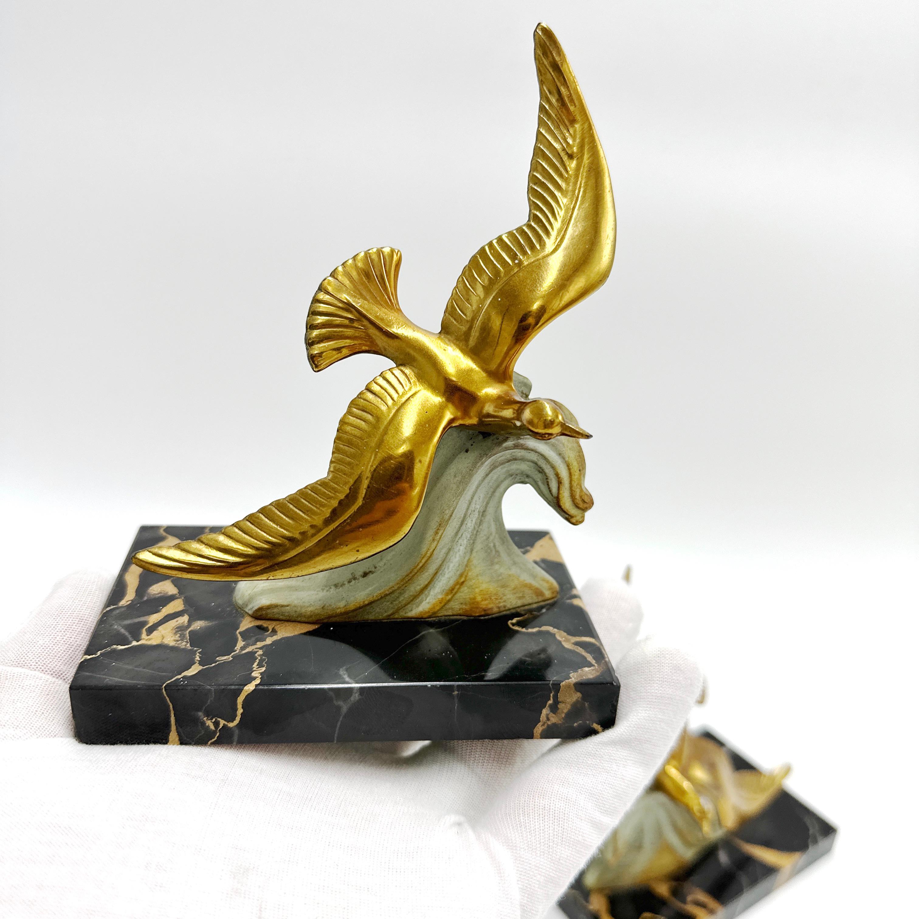 French Art Deco Spelter Brass and Marble Bookends In Good Condition For Sale In Victoria, BC