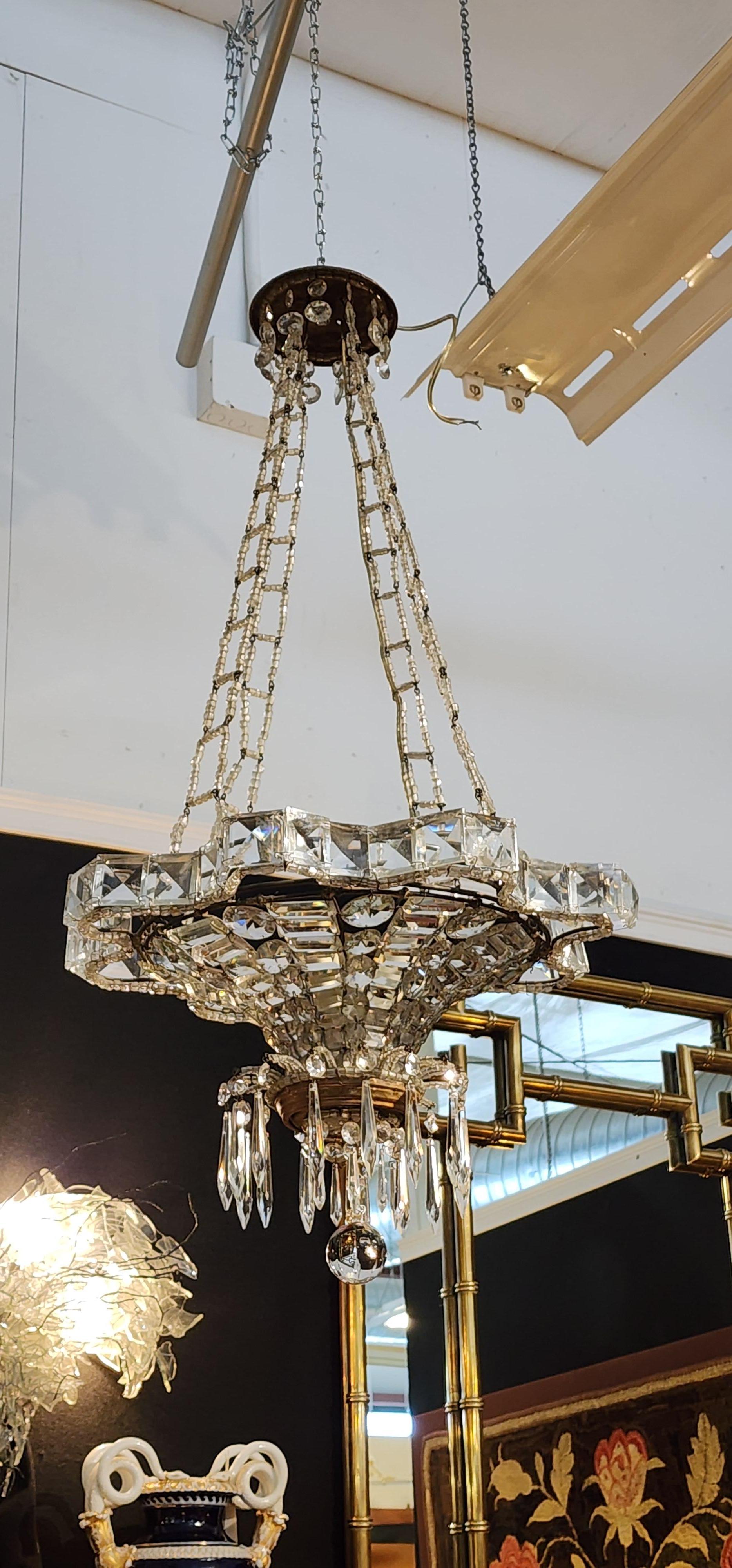 Art Déco Lampadario Art Deco francese a forma di stella in vendita