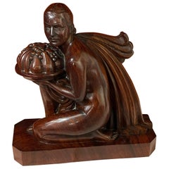 Französische Art Deco Statue Handgeschnitzte Frau mit Obst aus Rosenholz von G. Verez