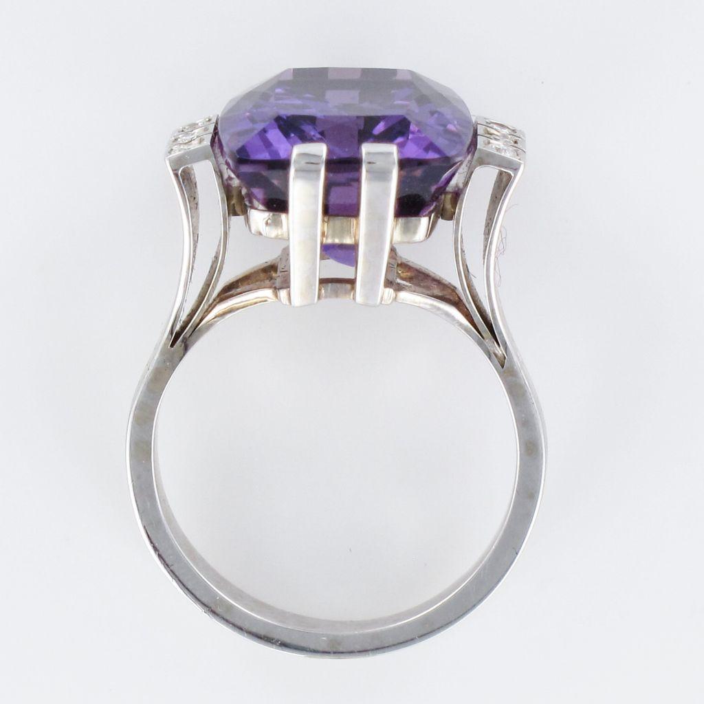 French Art Deco Style 10 Carat Amethyst Diamond Gold Ring 10