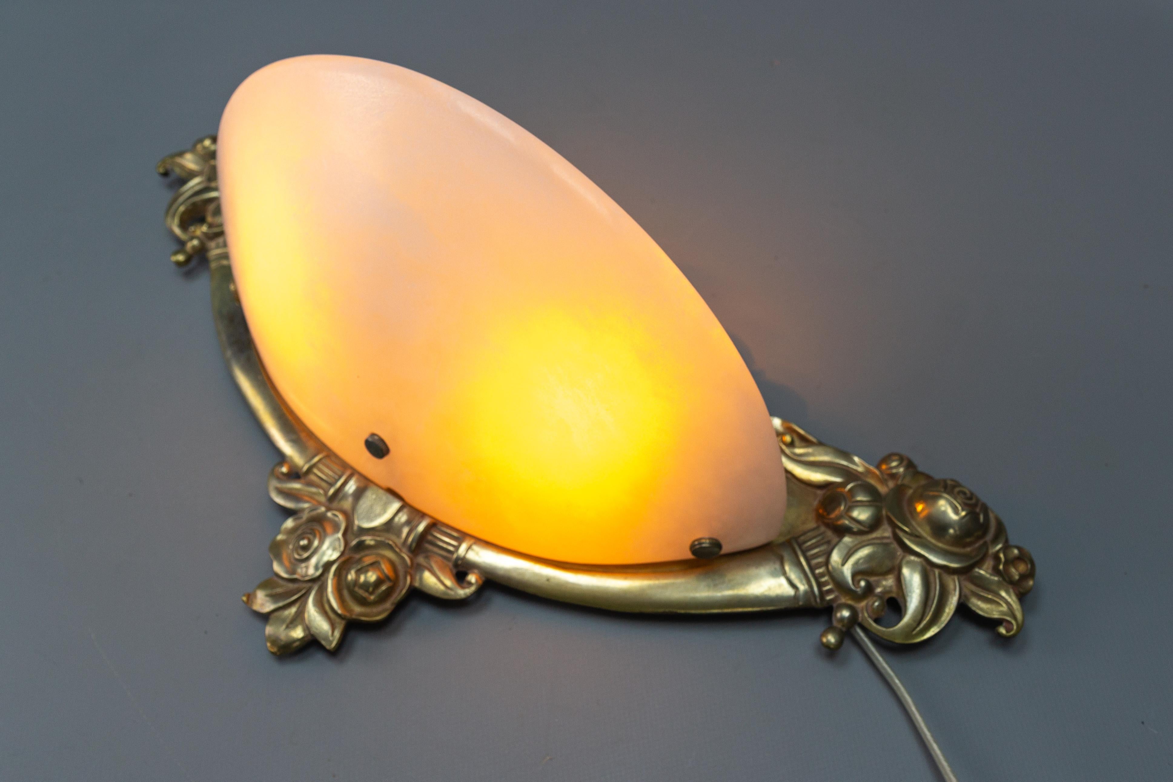 French Art Deco Style White Alabaster and Bronze Sconce For Sale 8
