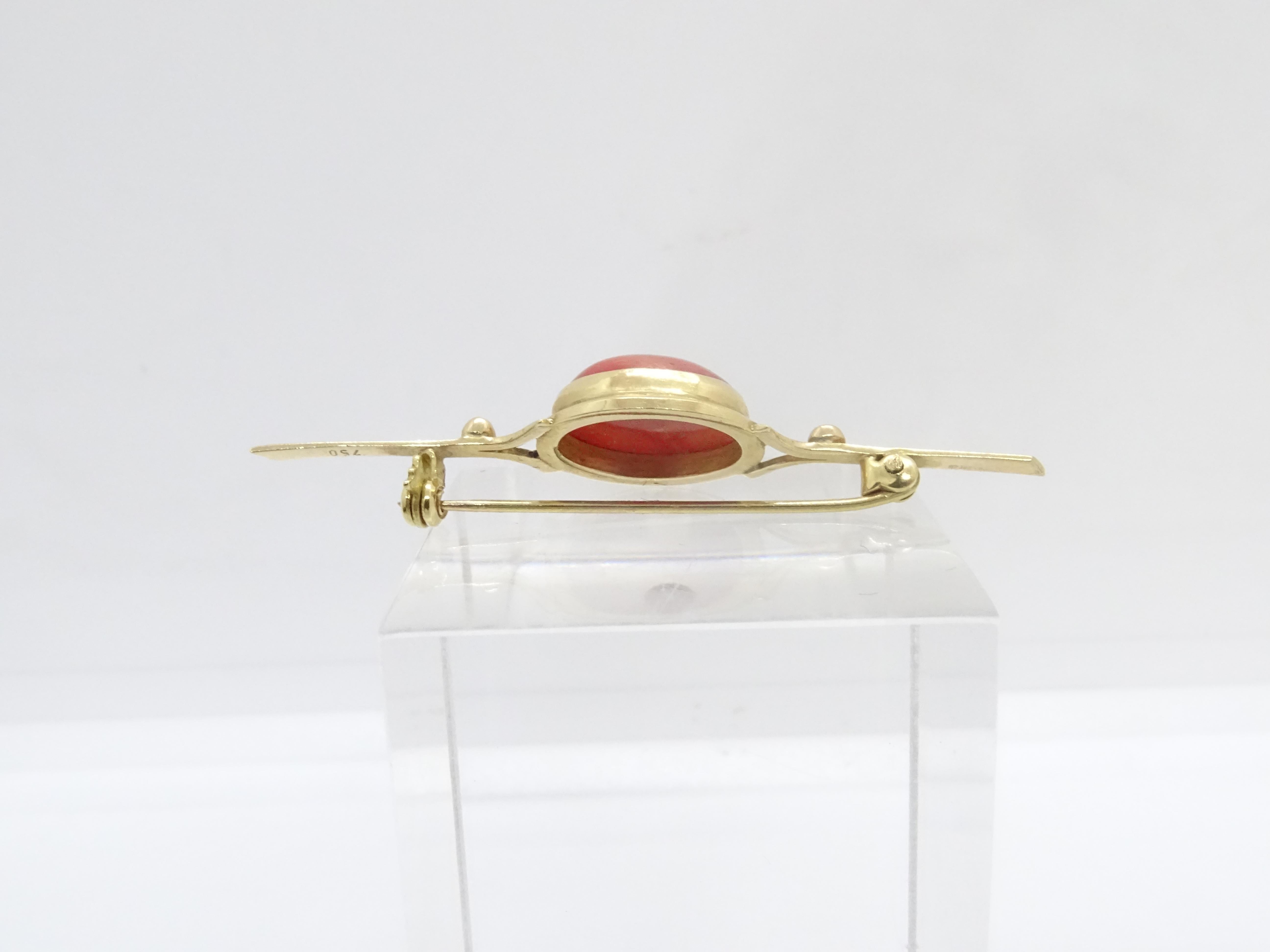 French Art Deco Style Brooch/Pin, 18k Gold and Coral, Vintage For Sale 4