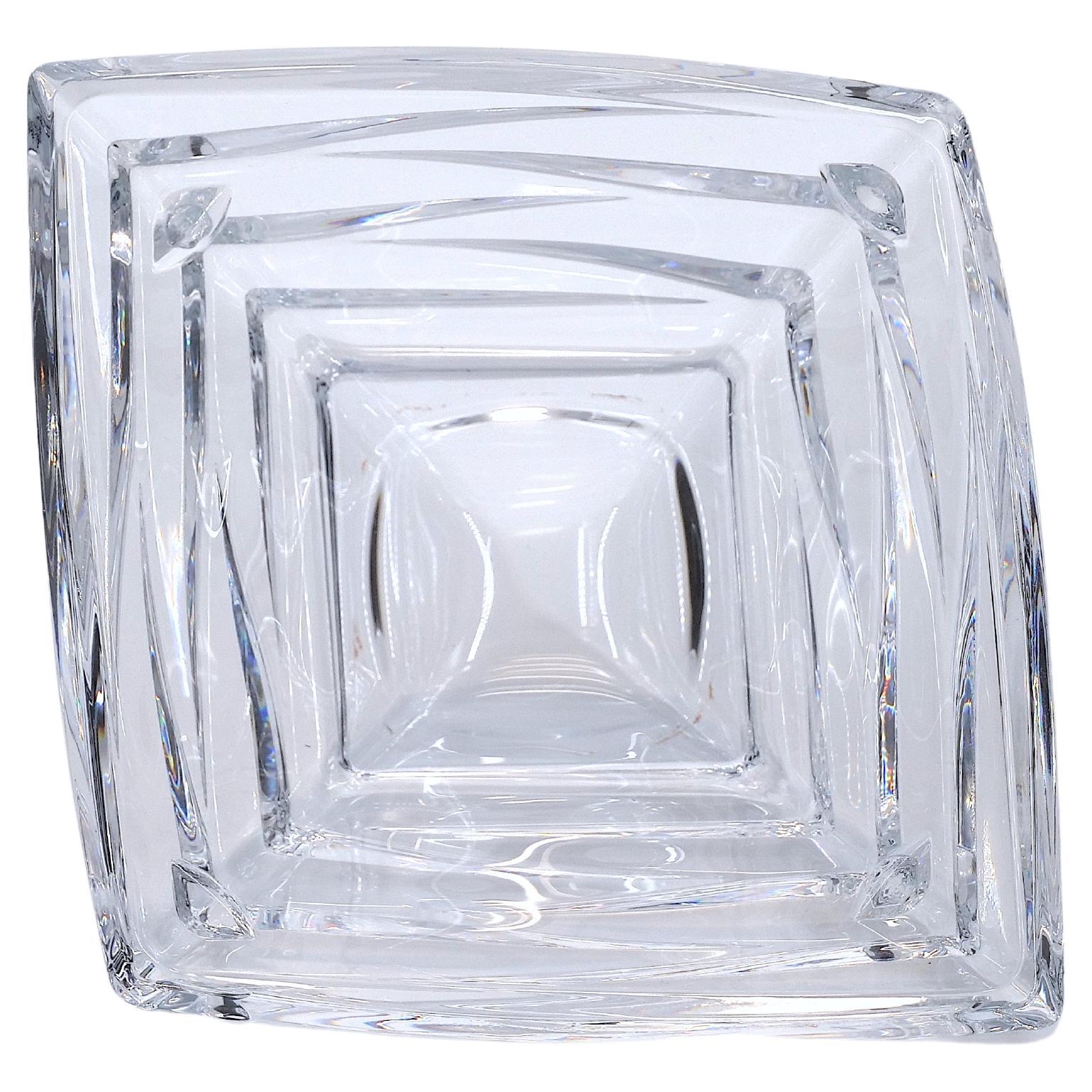 French Art Deco Style Cut Crystal Covered Dish For Sale 4