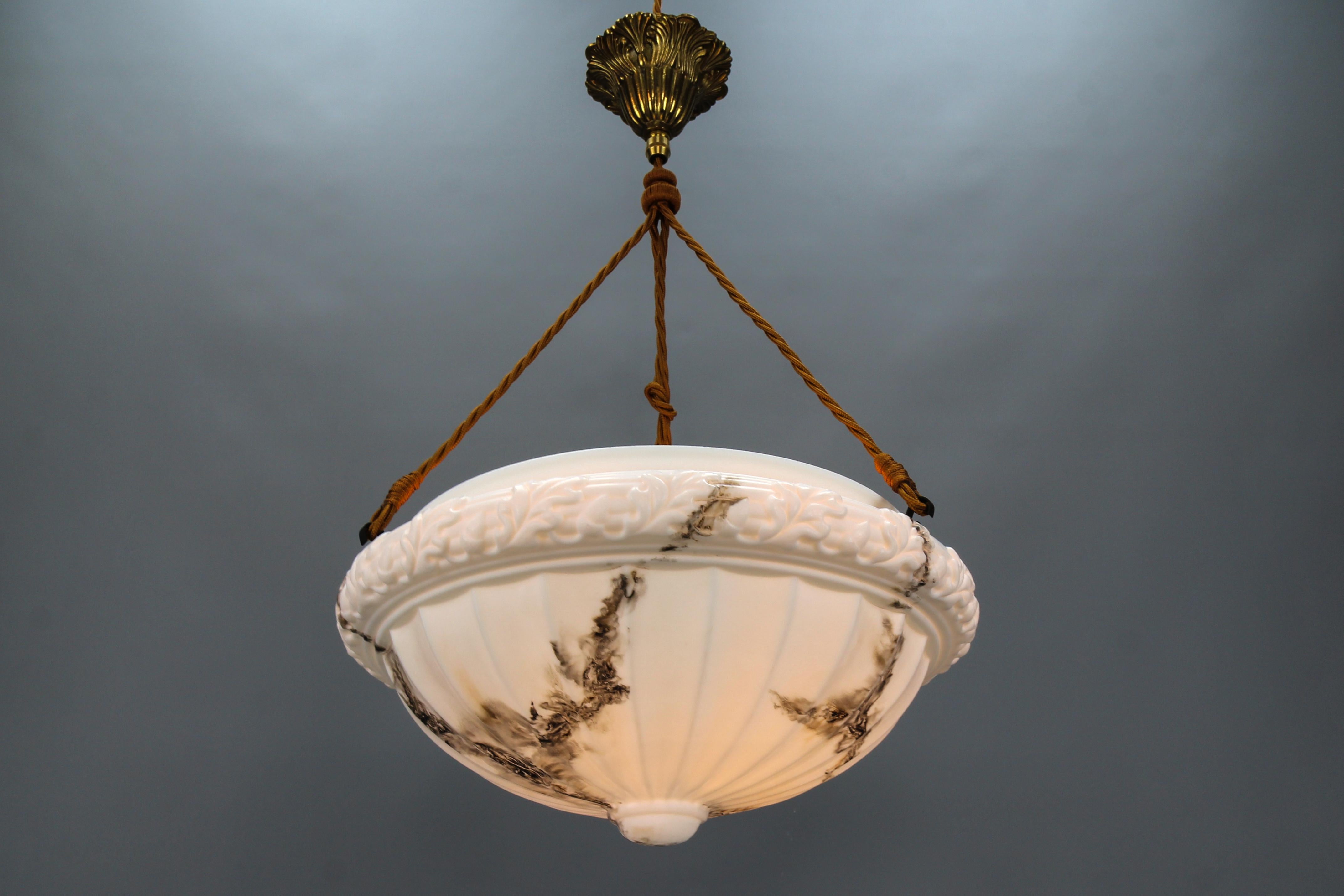 French Art Deco Style Marbled White Glass and Brass Pendant Light For Sale 13