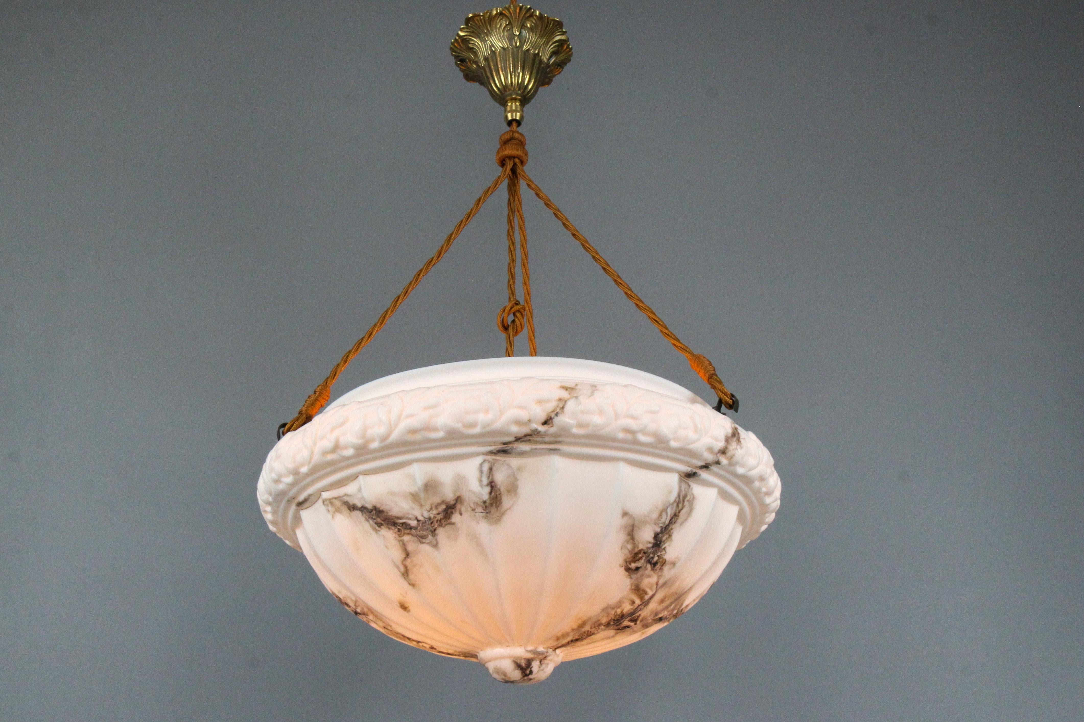French Art Deco Style Marbled White Glass and Brass Pendant Light For Sale 4