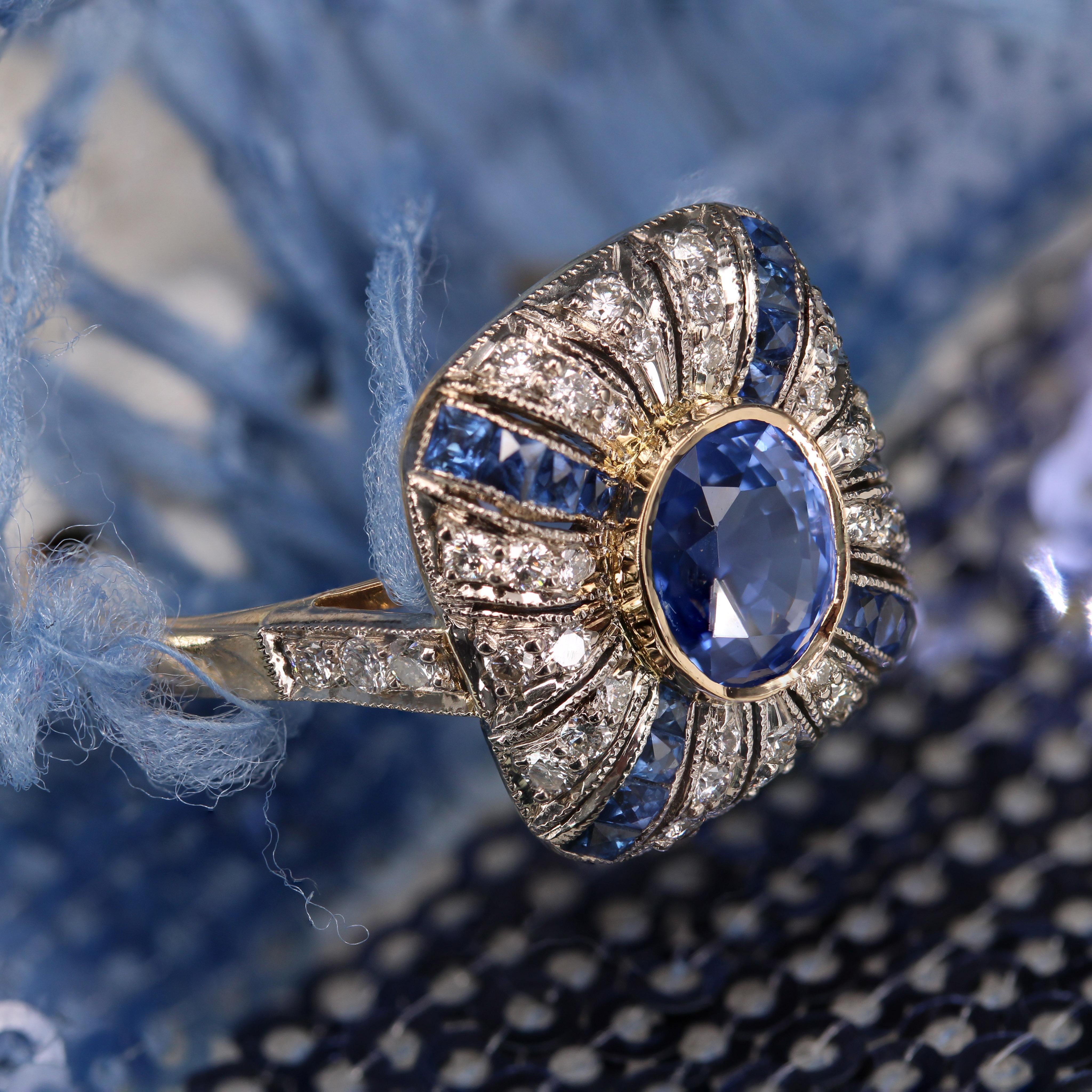 French Art Deco Style Sapphires Diamonds 18 Karat Yellow White Gold Ring For Sale 7