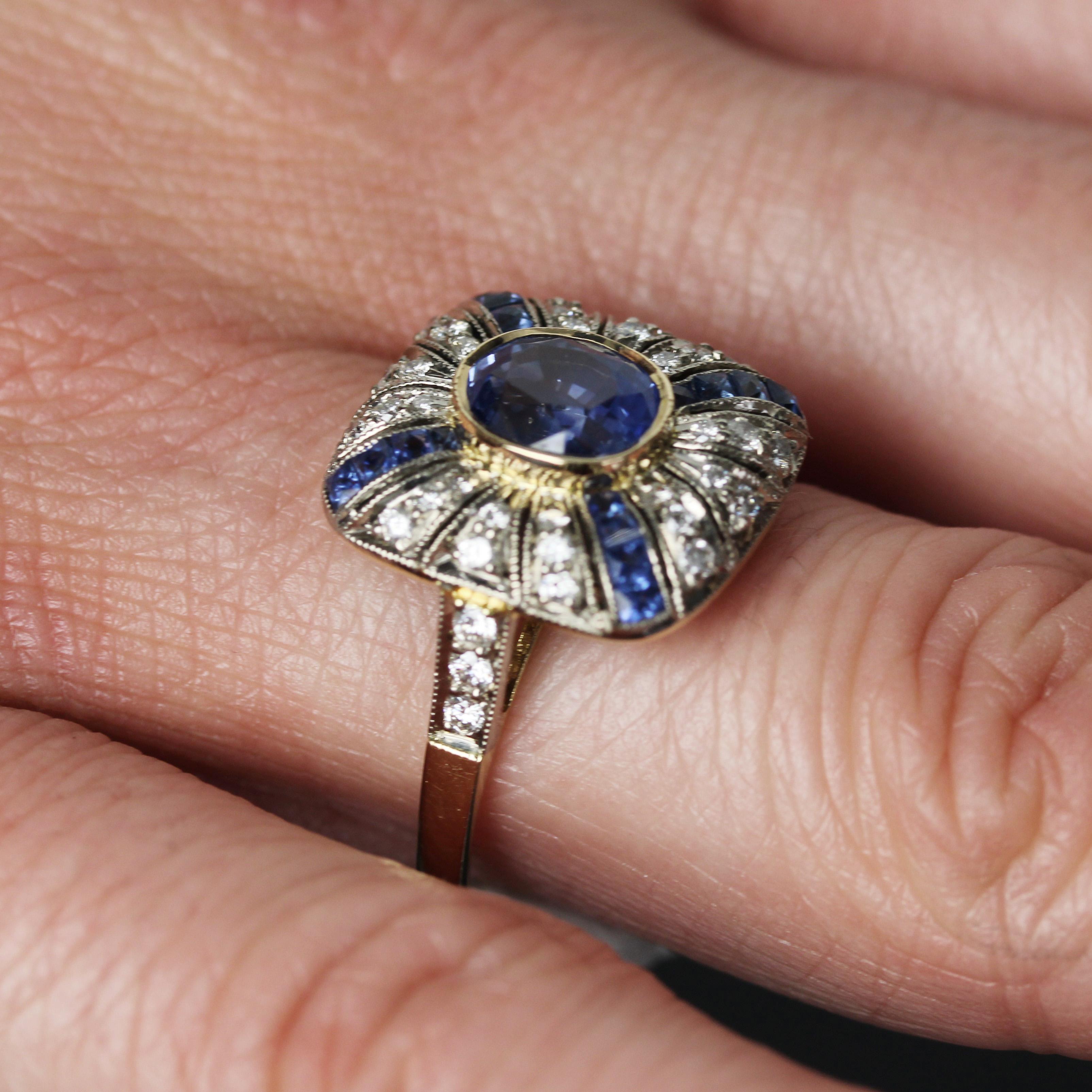French Art Deco Style Sapphires Diamonds 18 Karat Yellow White Gold Ring For Sale 8