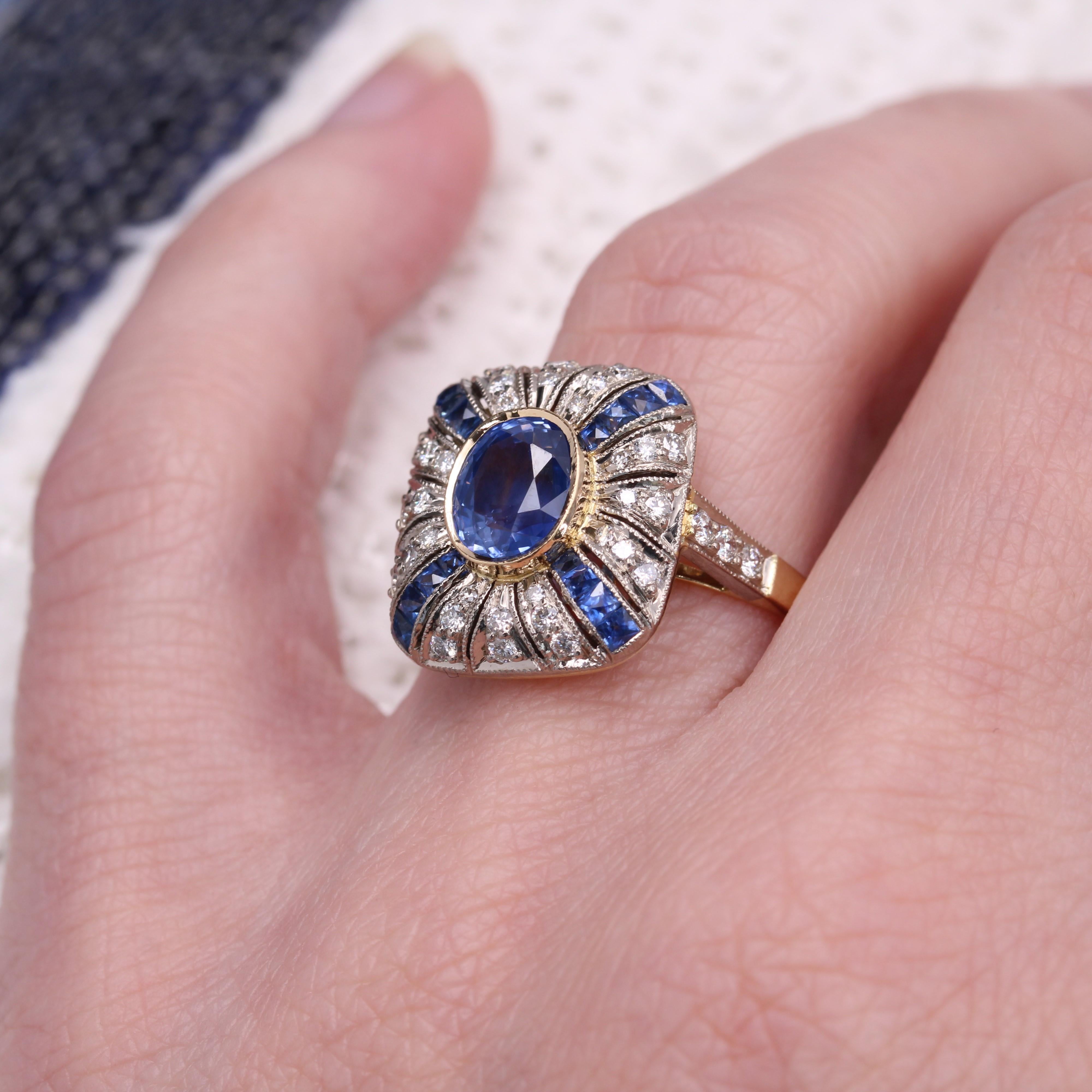 French Art Deco Style Sapphires Diamonds 18 Karat Yellow White Gold Ring For Sale 9