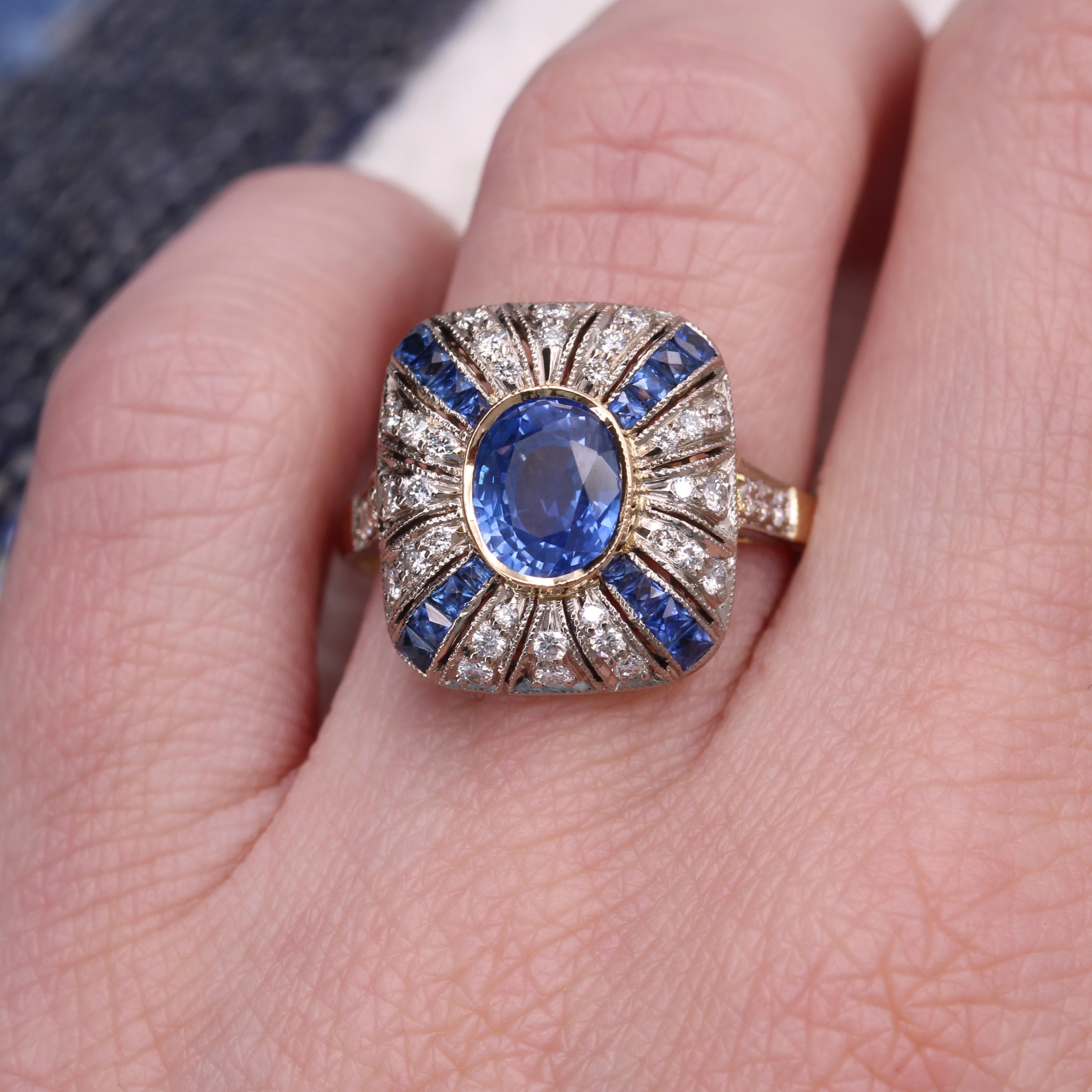 French Art Deco Style Sapphires Diamonds 18 Karat Yellow White Gold Ring For Sale 11