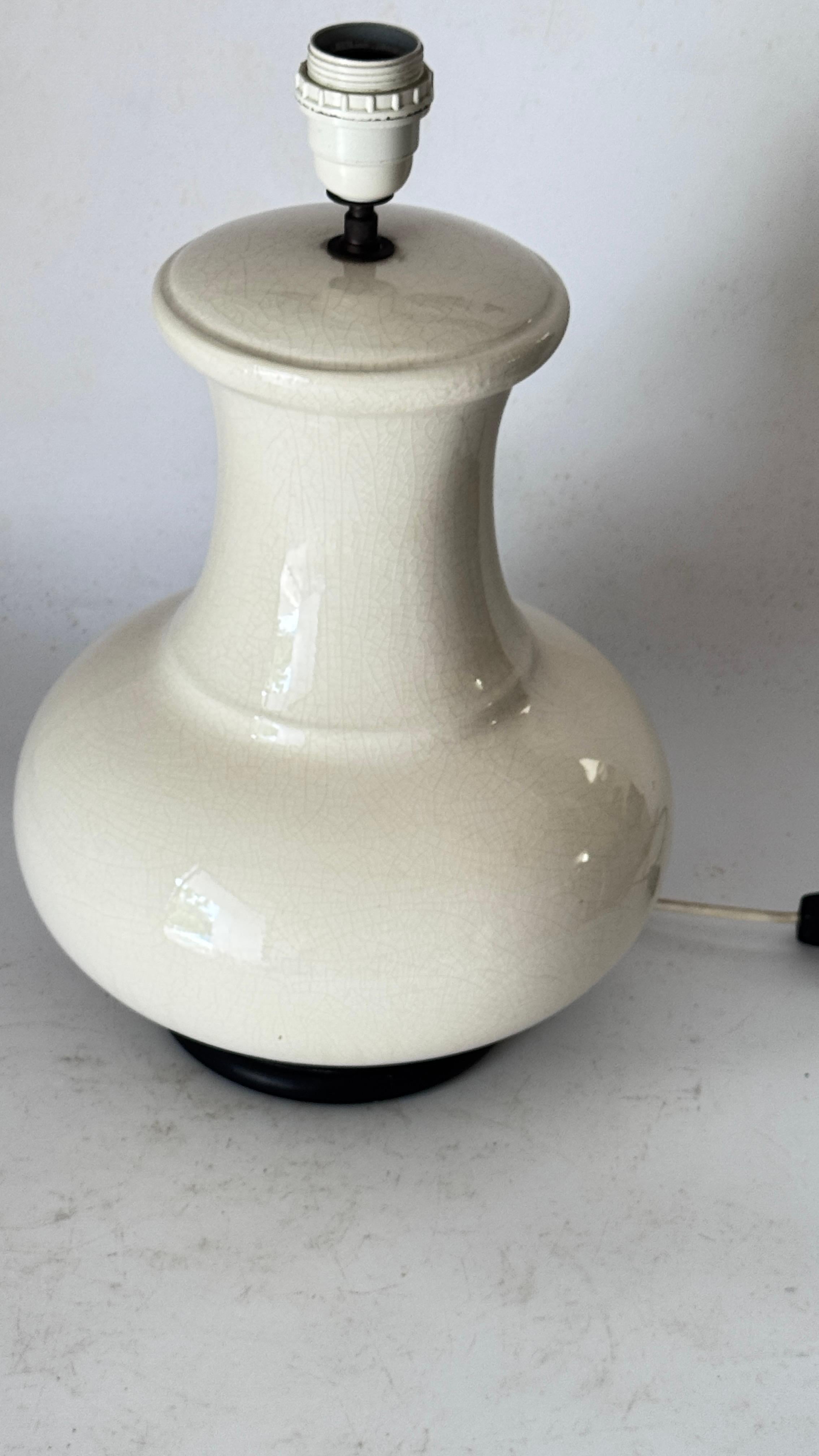 Fine XX secolo Lampada da tavolo francese in stile Art Déco - Ceramica screpolata bianca - Anni '70 in vendita
