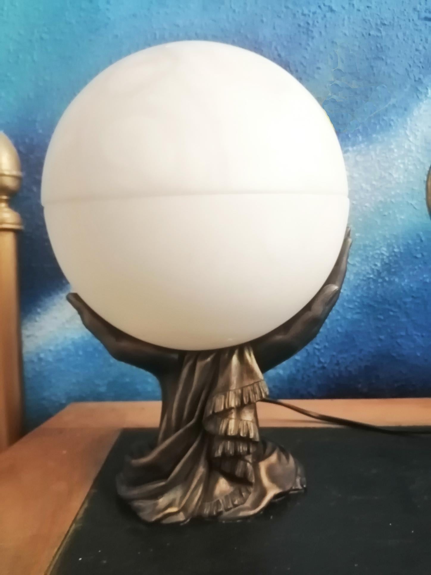 Table Lamp Natural Alabaster Full Moon French Art Deco Style, 20th Century For Sale 4