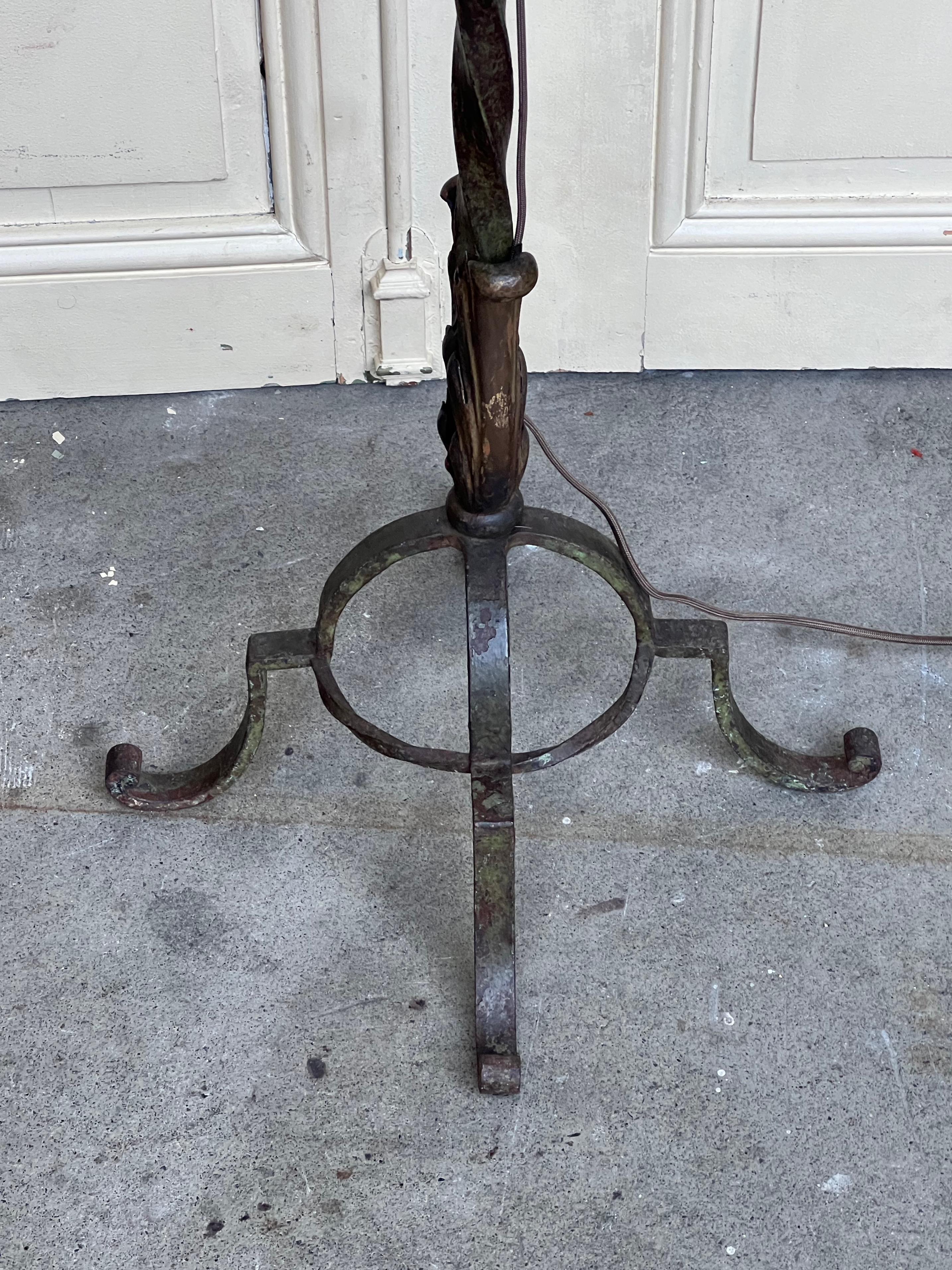 Mid-20th Century French Art Deco Style Wrought Iron Floor Lamp