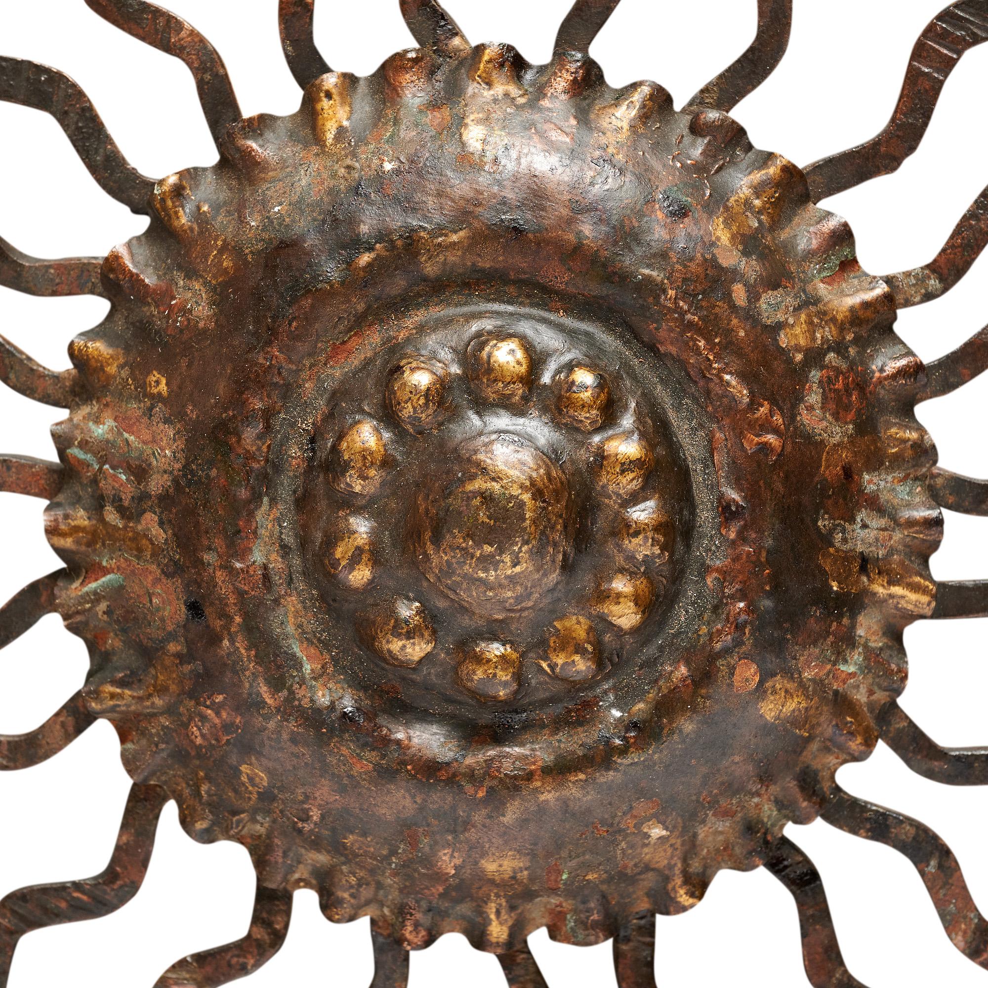 French Art Deco Sunburst Sconce For Sale 3